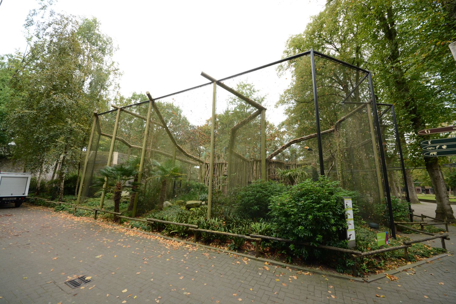 Toucan aviaries