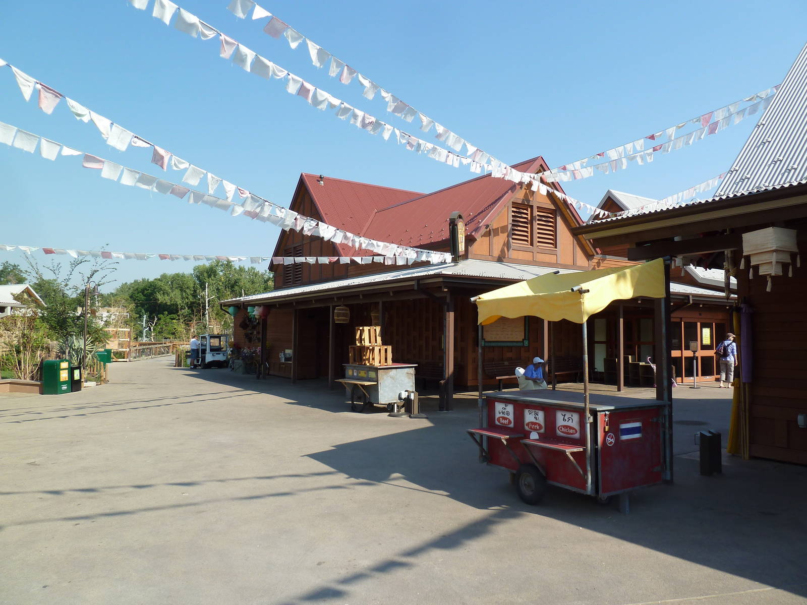 Toyota Elephant Passage - Central Plaza