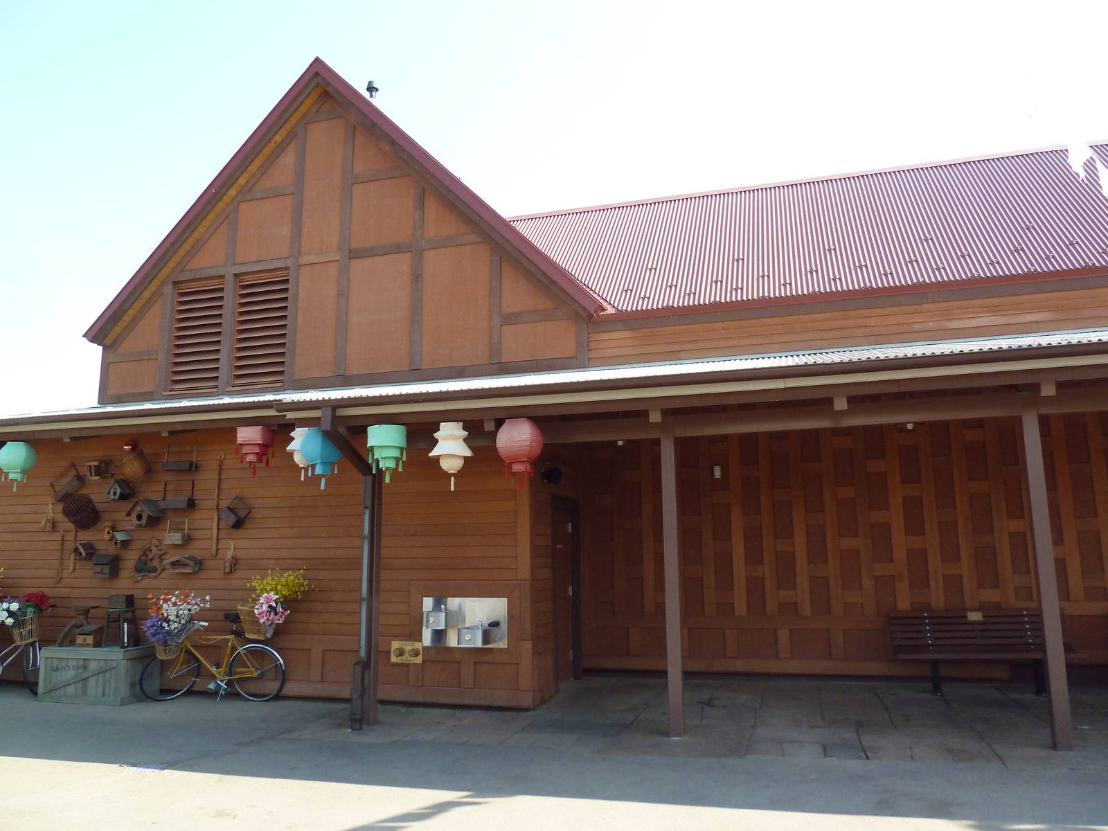 Toyota Elephant Passage - Main Building (in Central Plaza)