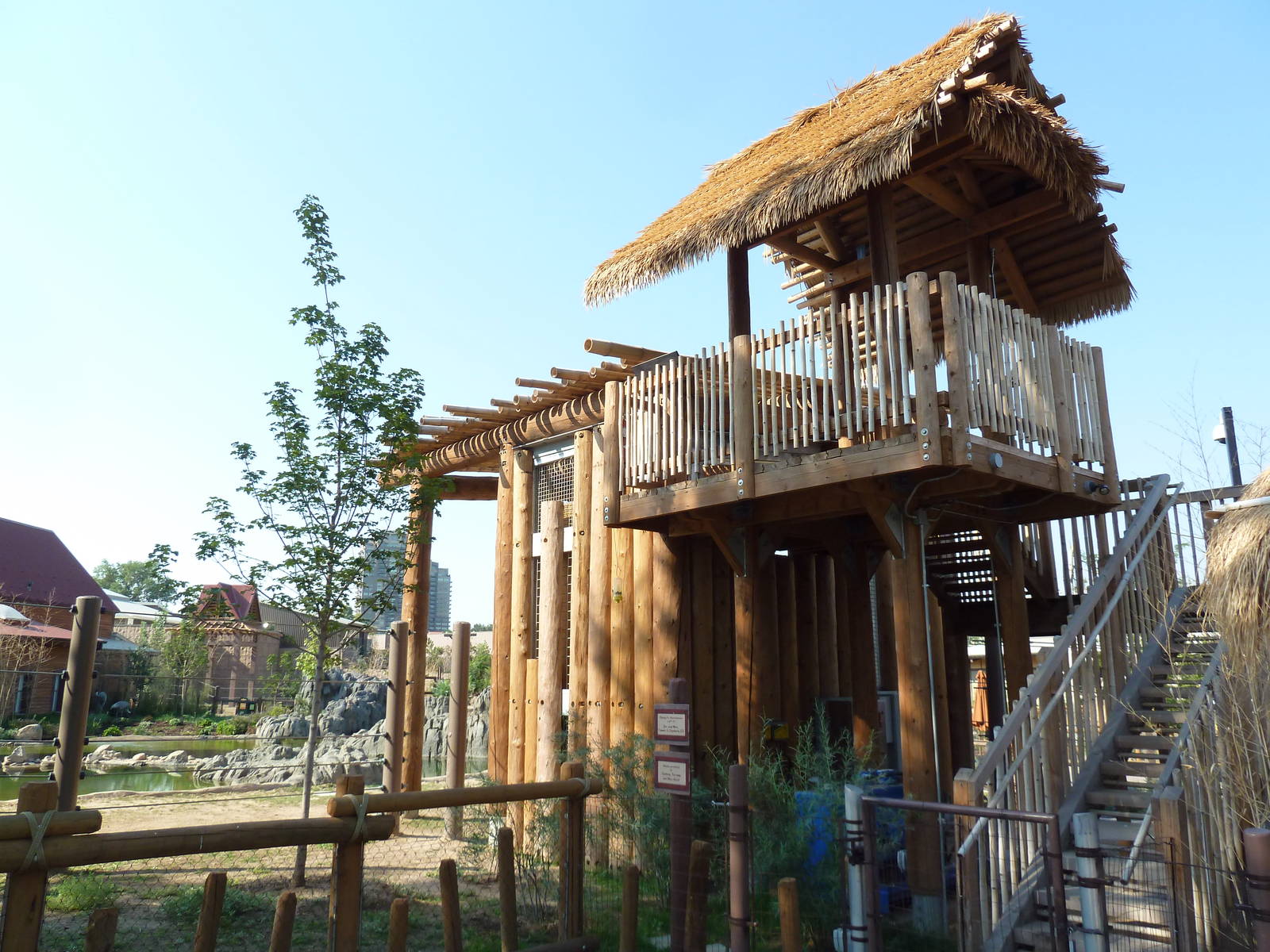 Toyota Elephant Passage - Rotational Exhibit Overlook