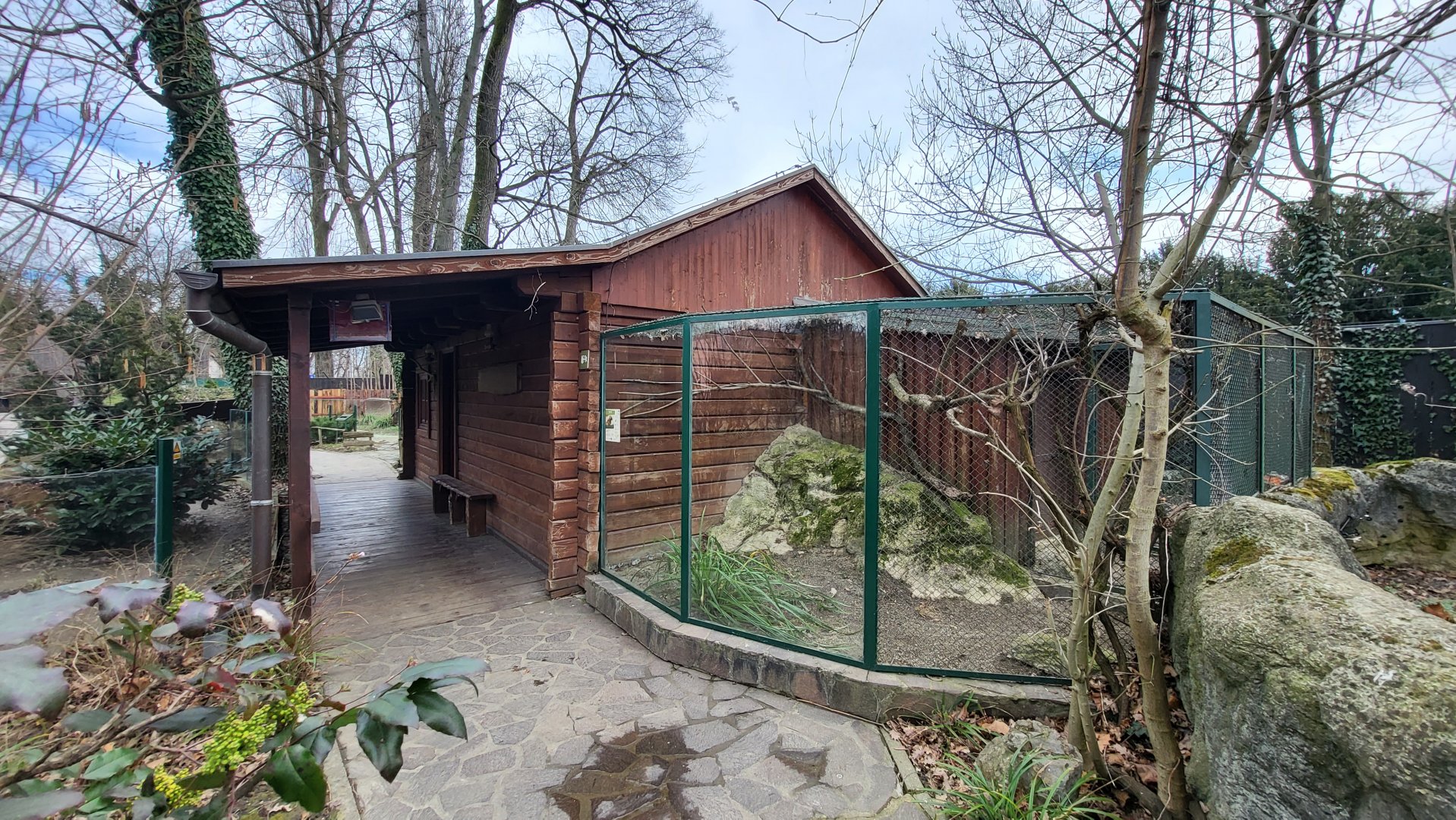 "Trapper's cabin" exhibit