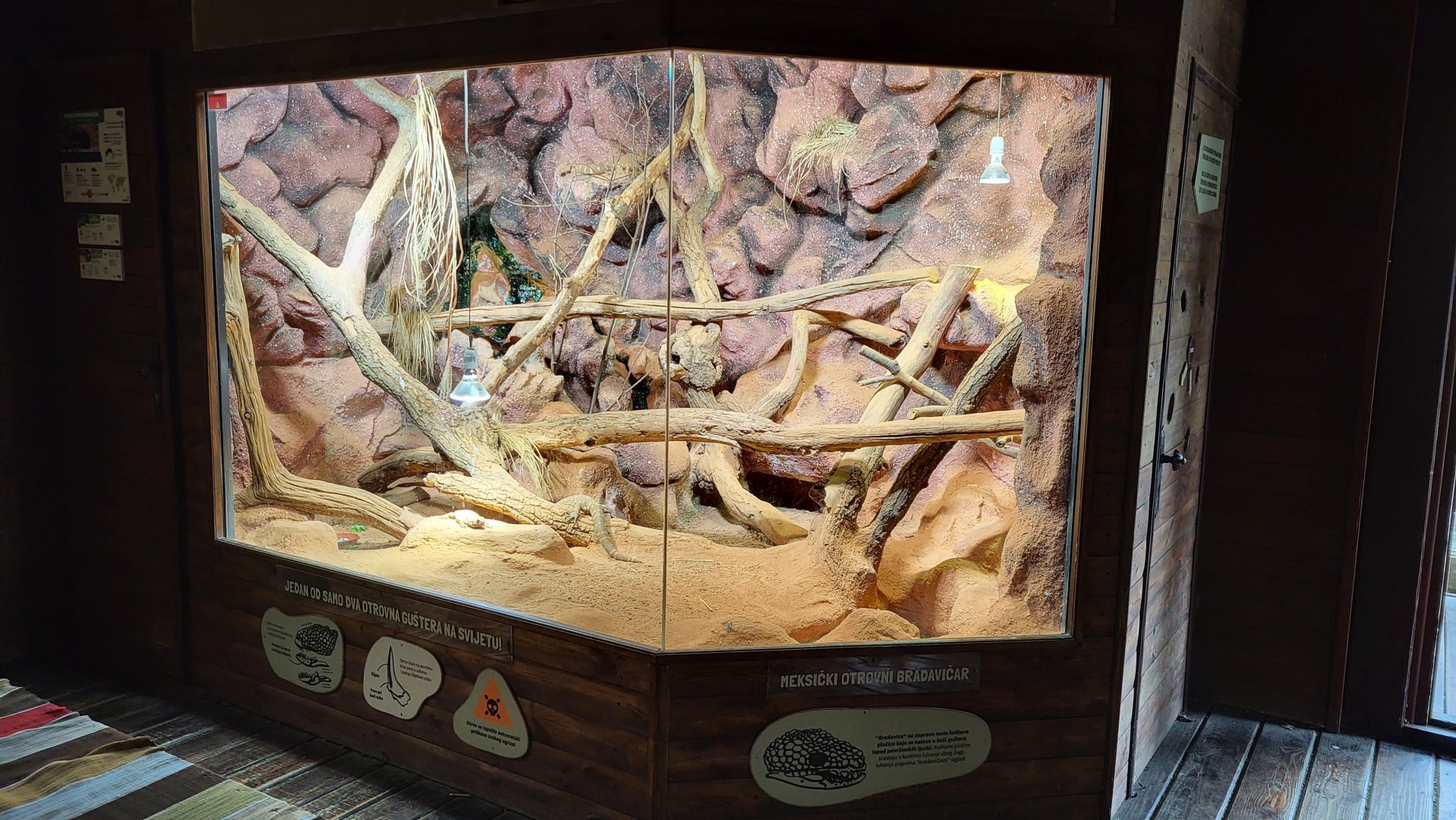 "Trapper's cabin" exhibit