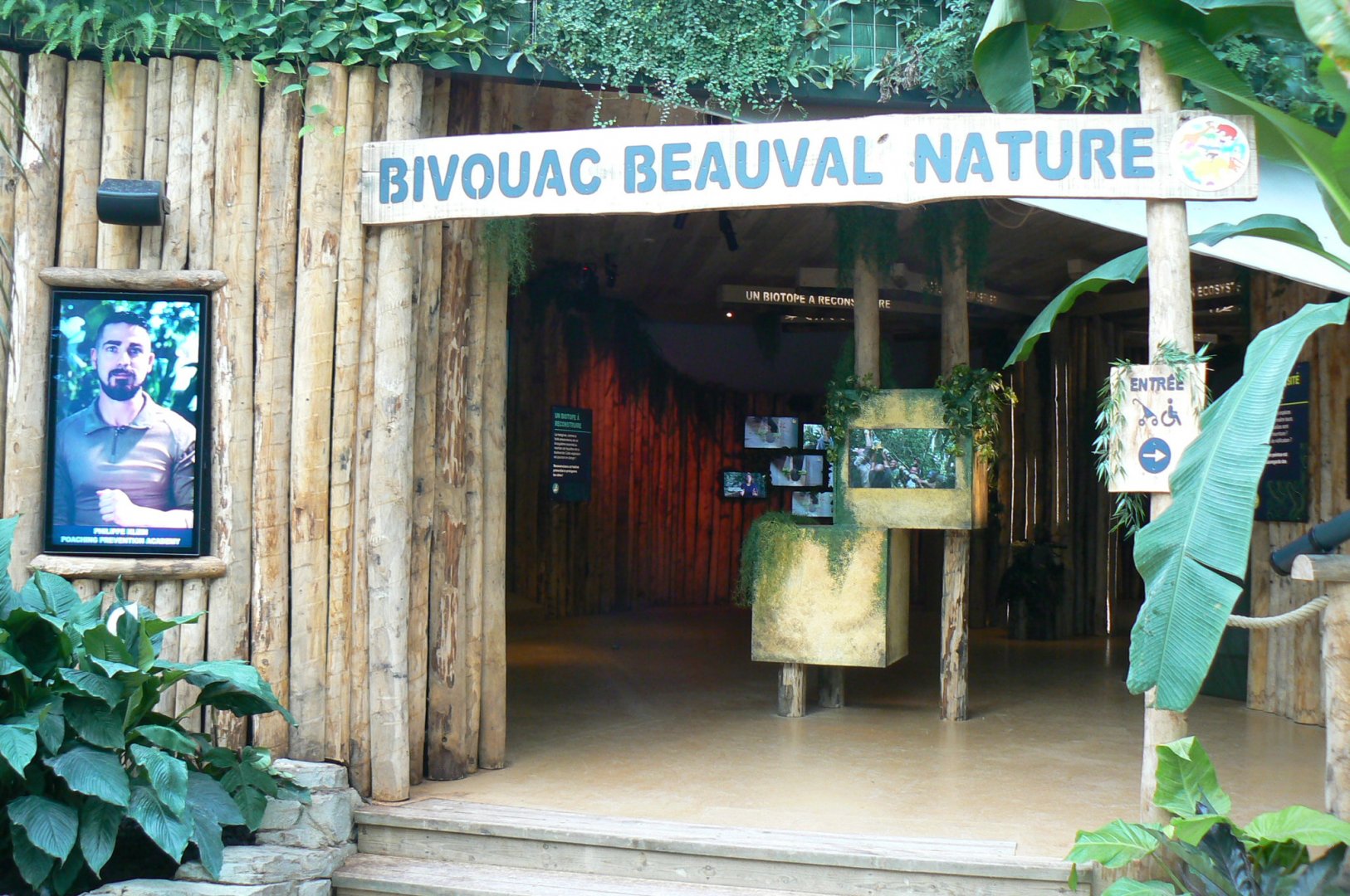 Tropical dome - Conservation Camp