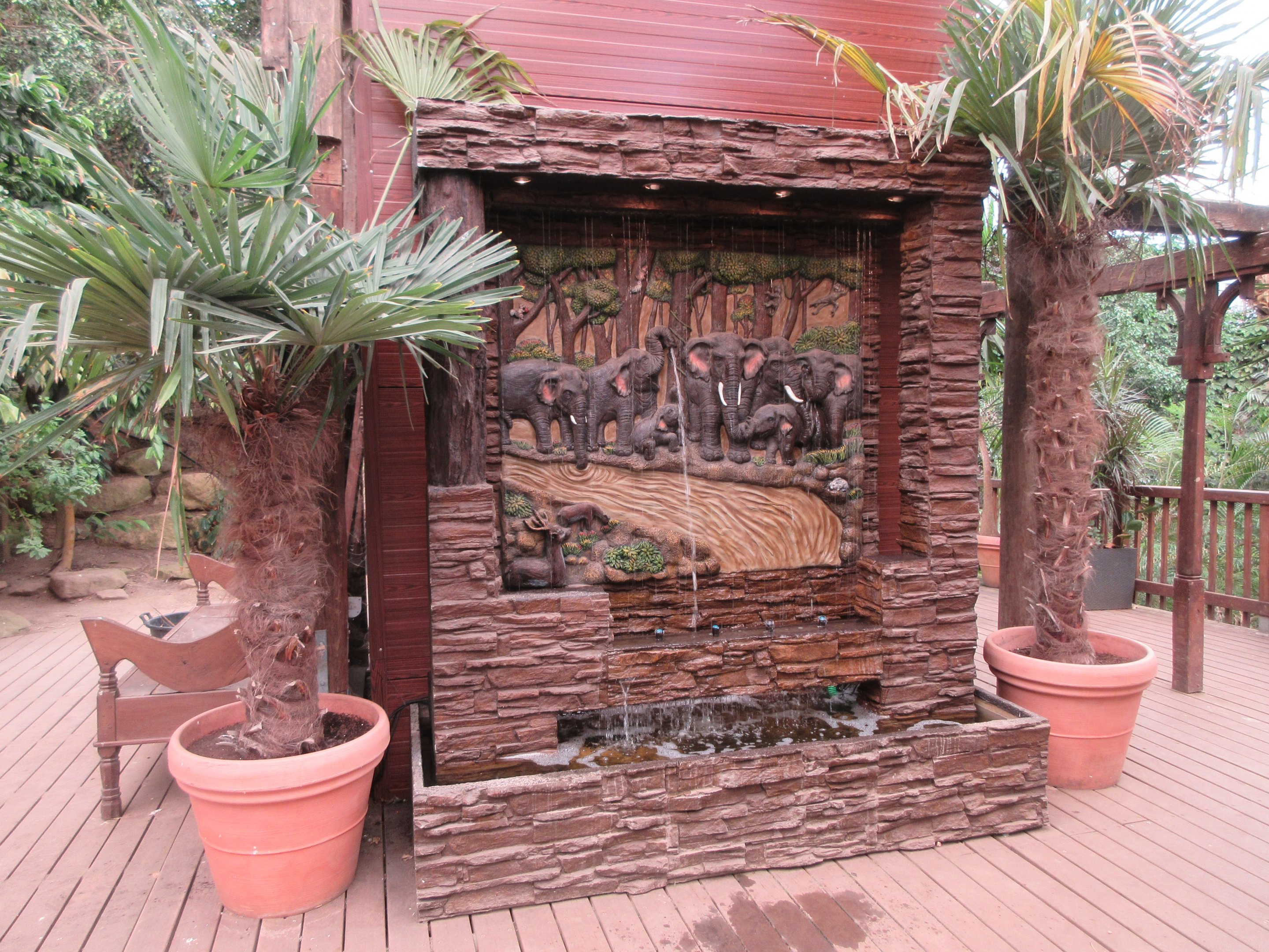 Tropical House - Elephant Fountain