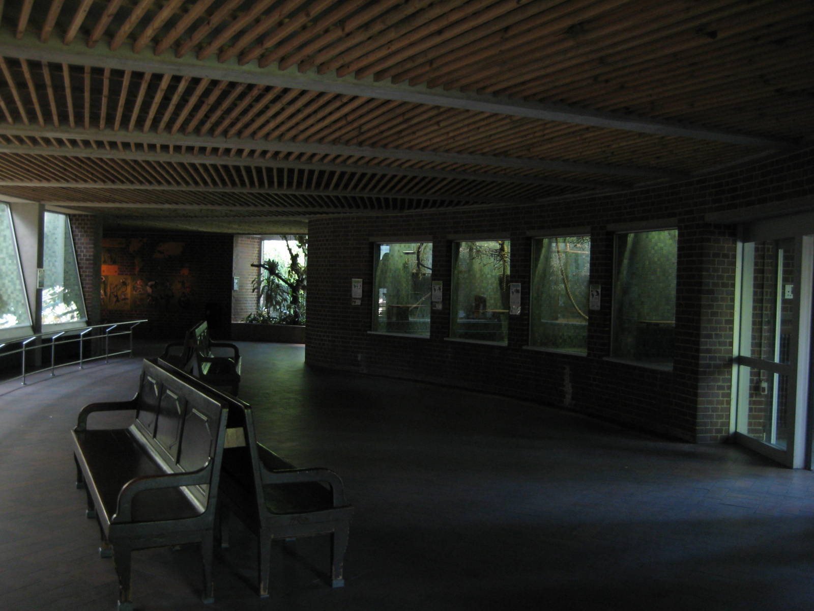 Tropical House Inside