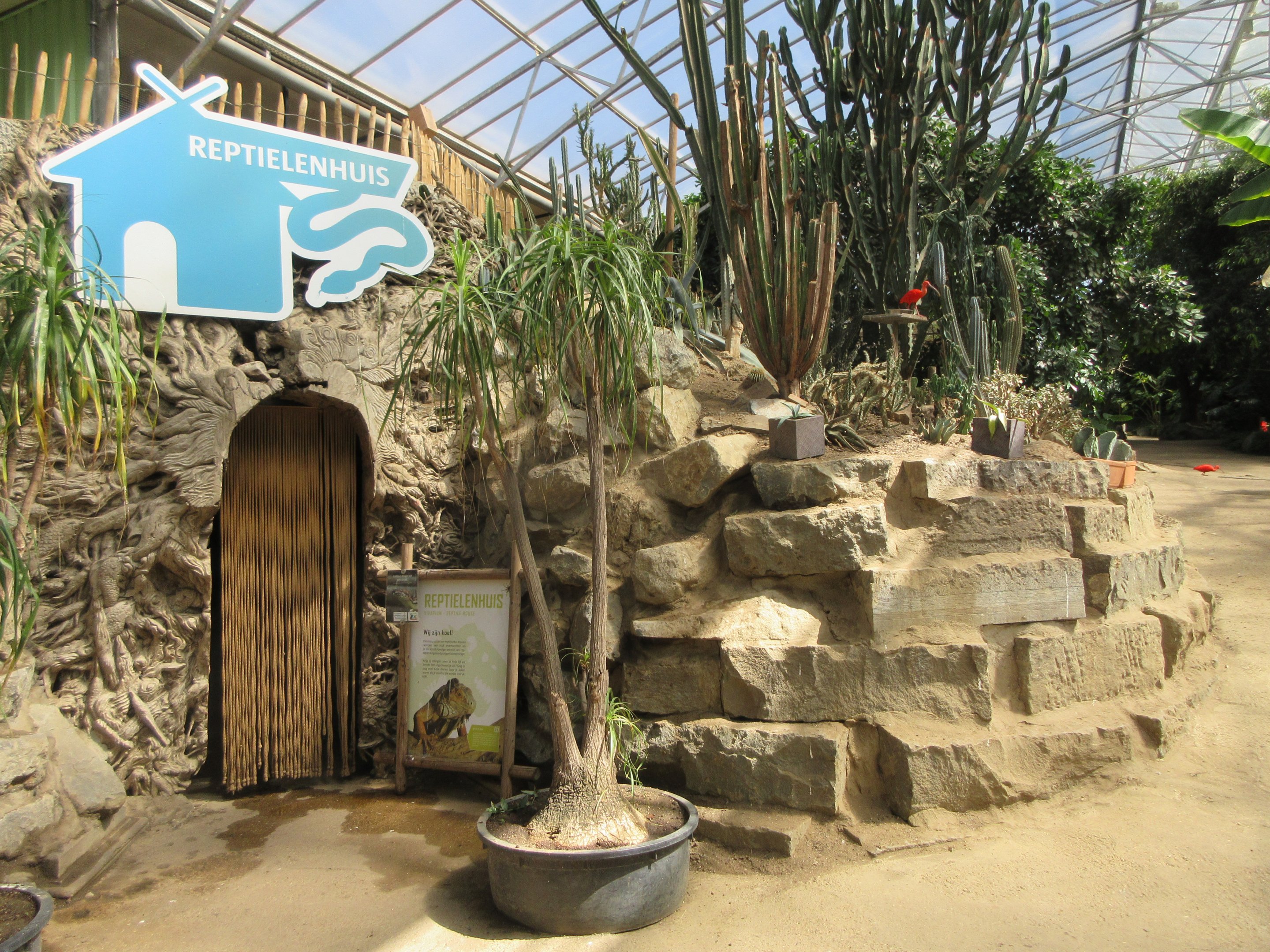Tropical House - Reptile Corridor Entrance