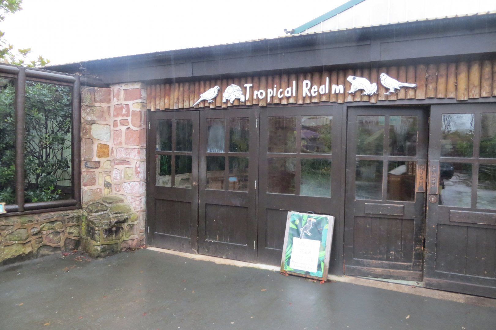 Tropical Realm entrance 261019