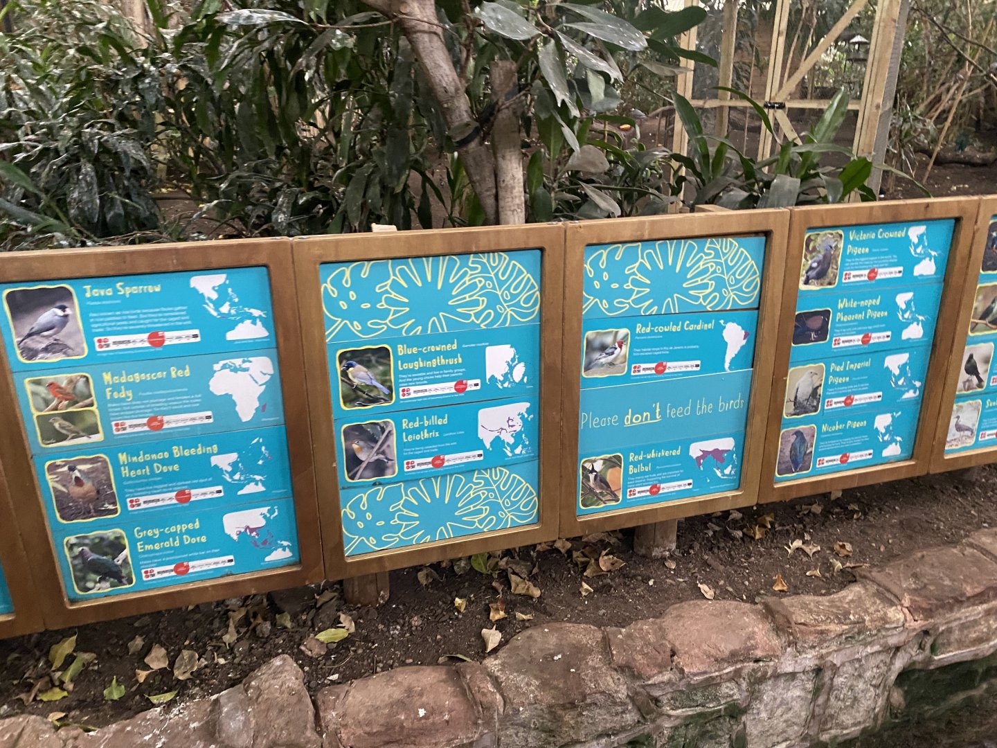 Tropical Realm - inhabitants signage 191021