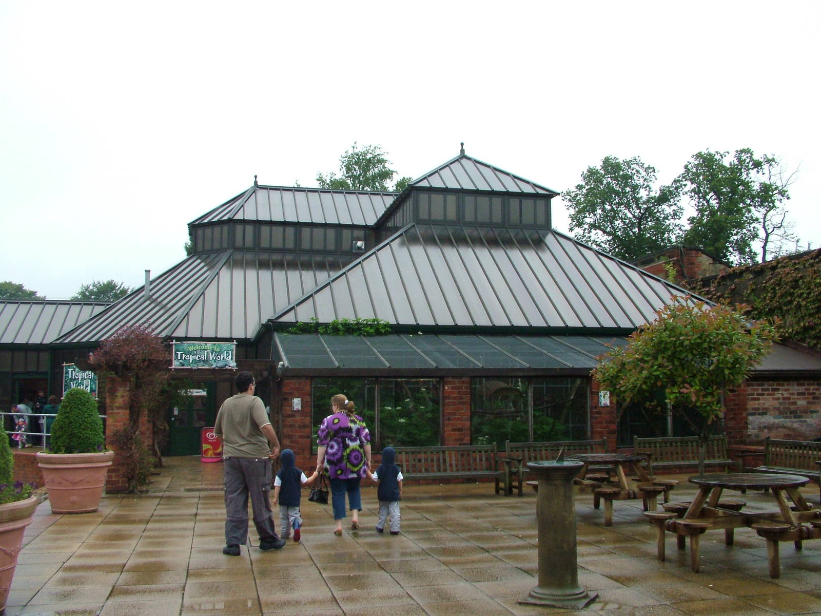 Tropical World 01/08/09