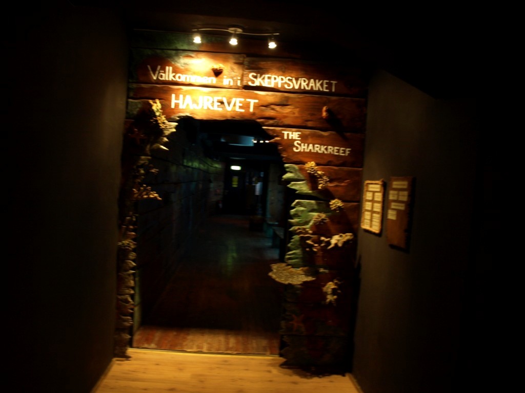 Tropikariet - Shark Reef