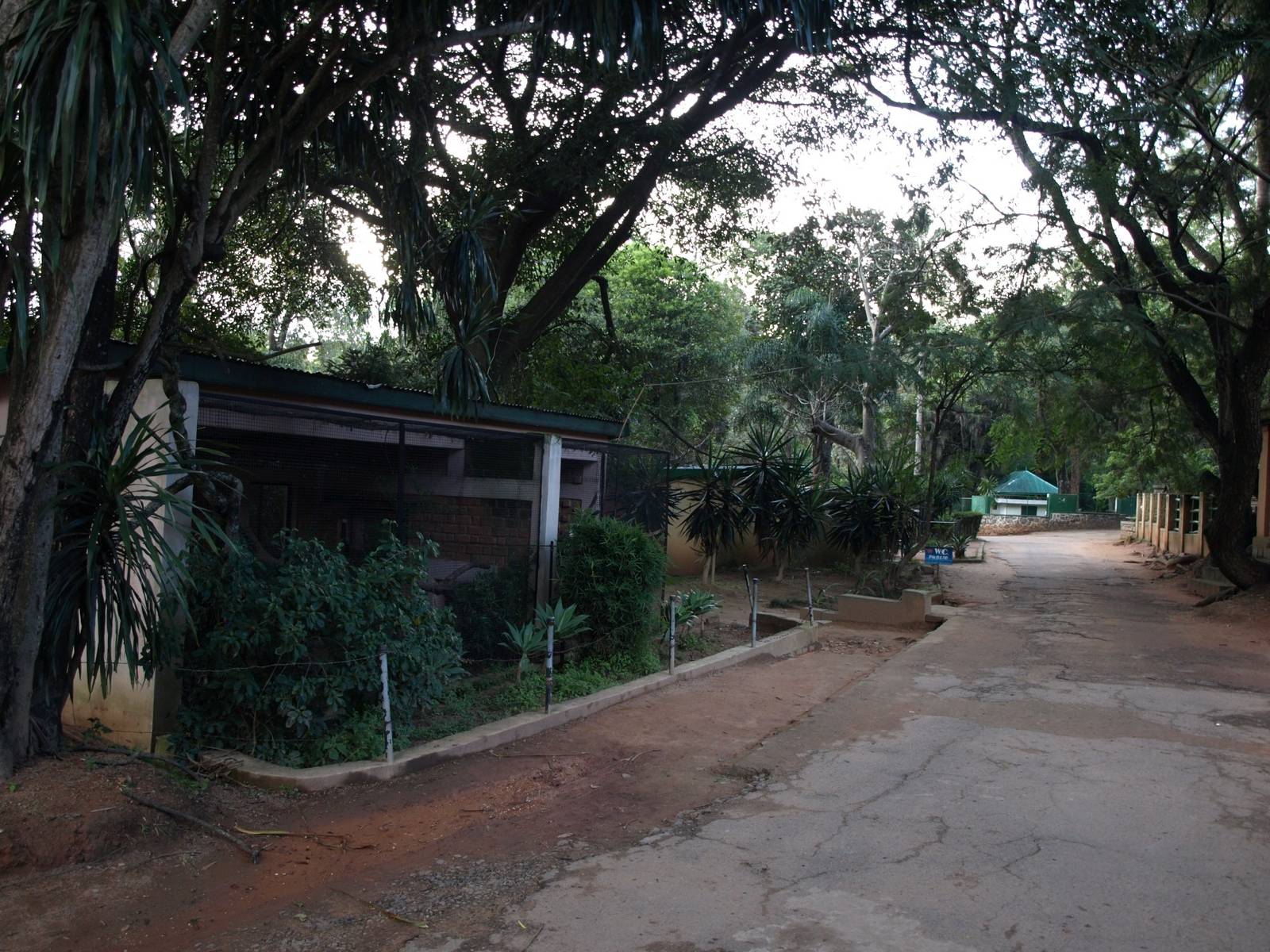 Tsimbazaza Zoo - Entrance area