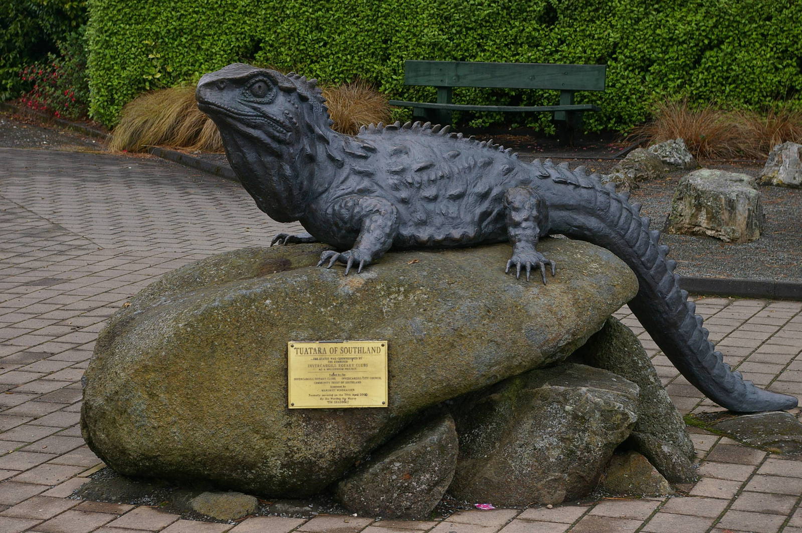 tuatara statue