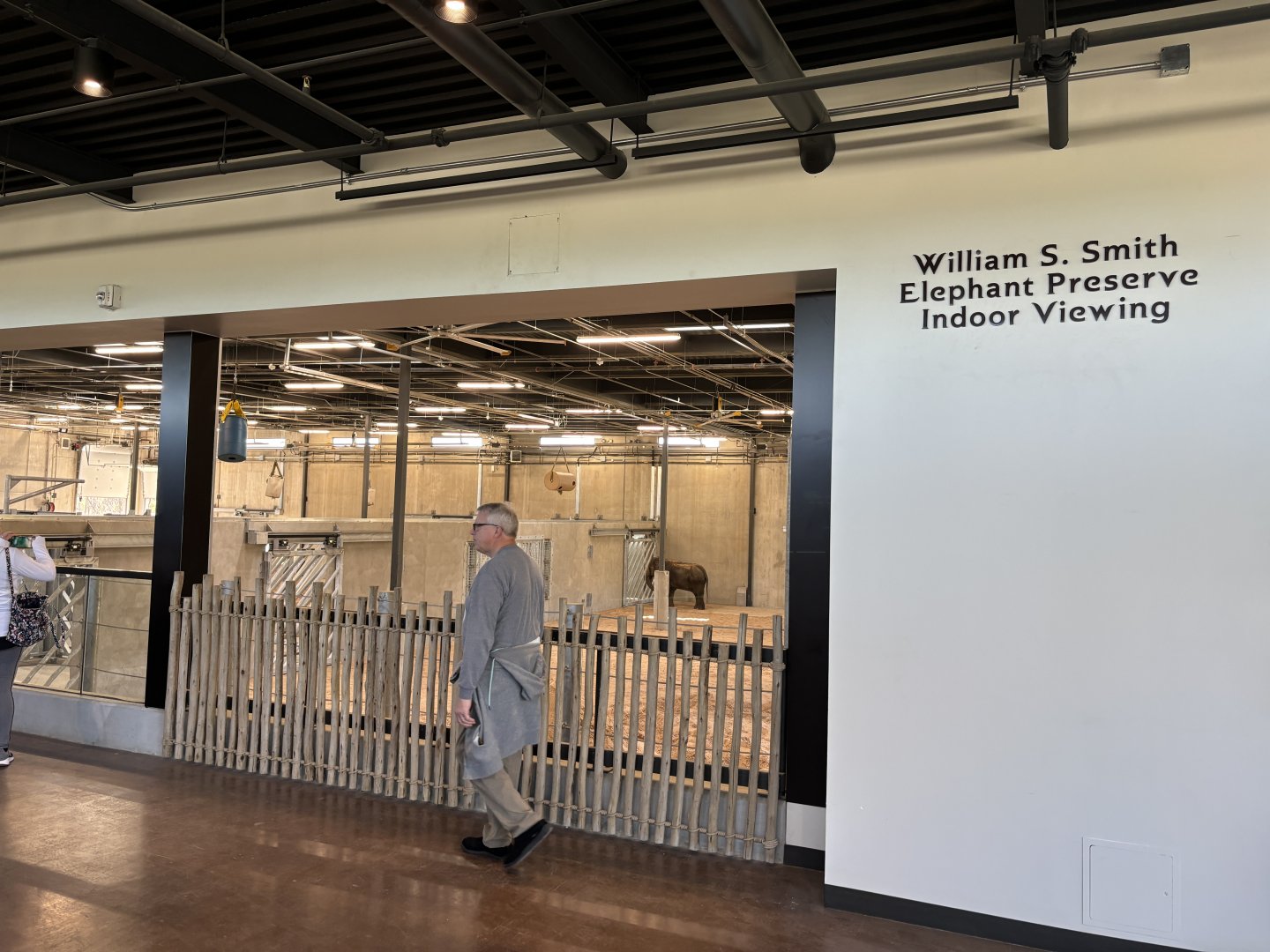 Tulsa Zoo Elephant Preserve Barn Indoor Viewing