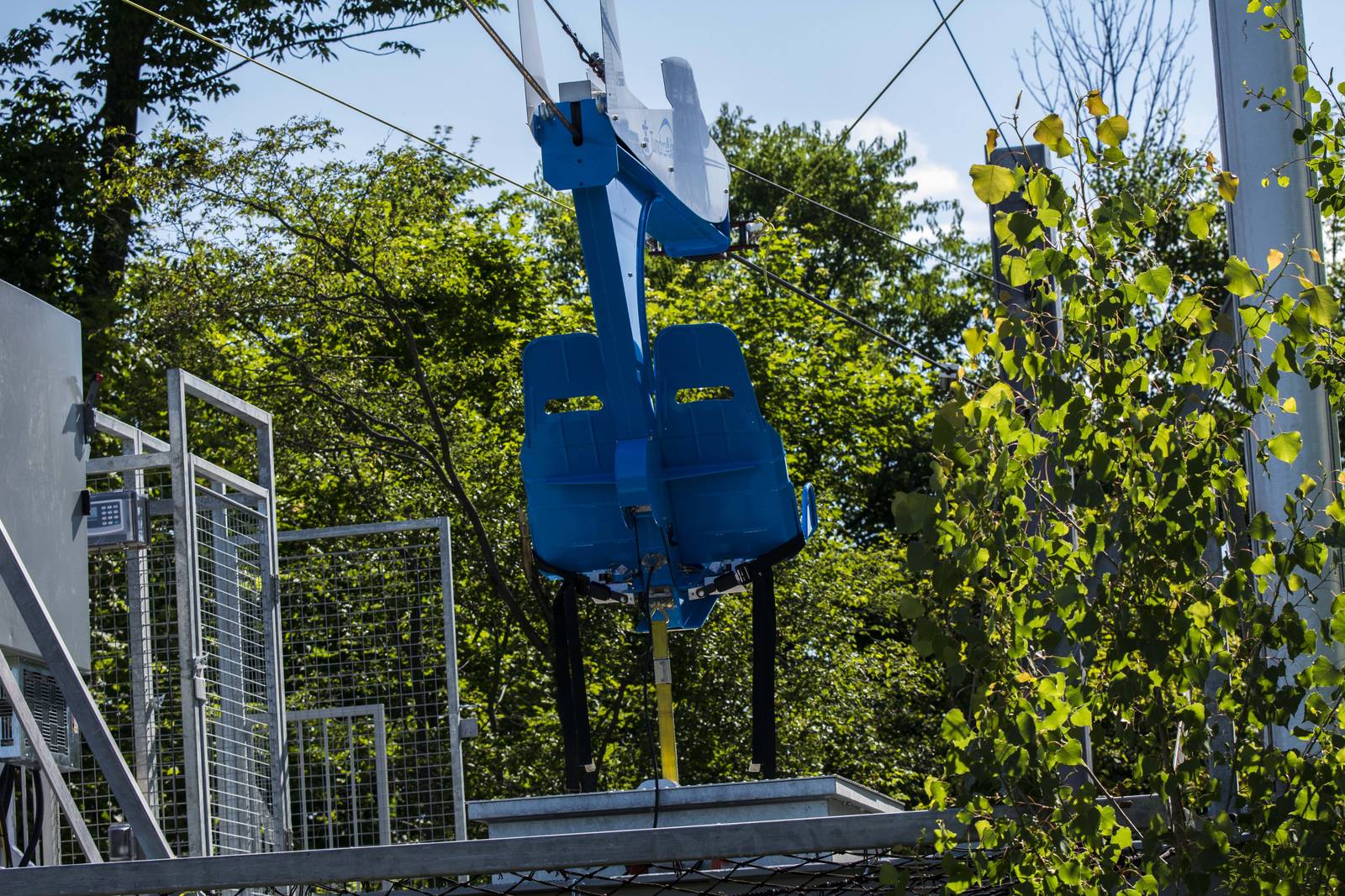 Tundra Air Zipline Seat