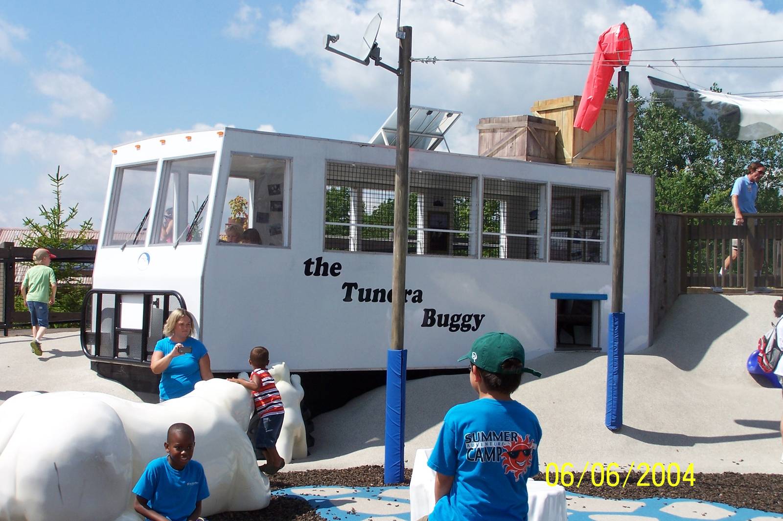 Tundra Buggy ~ Polar Frontier