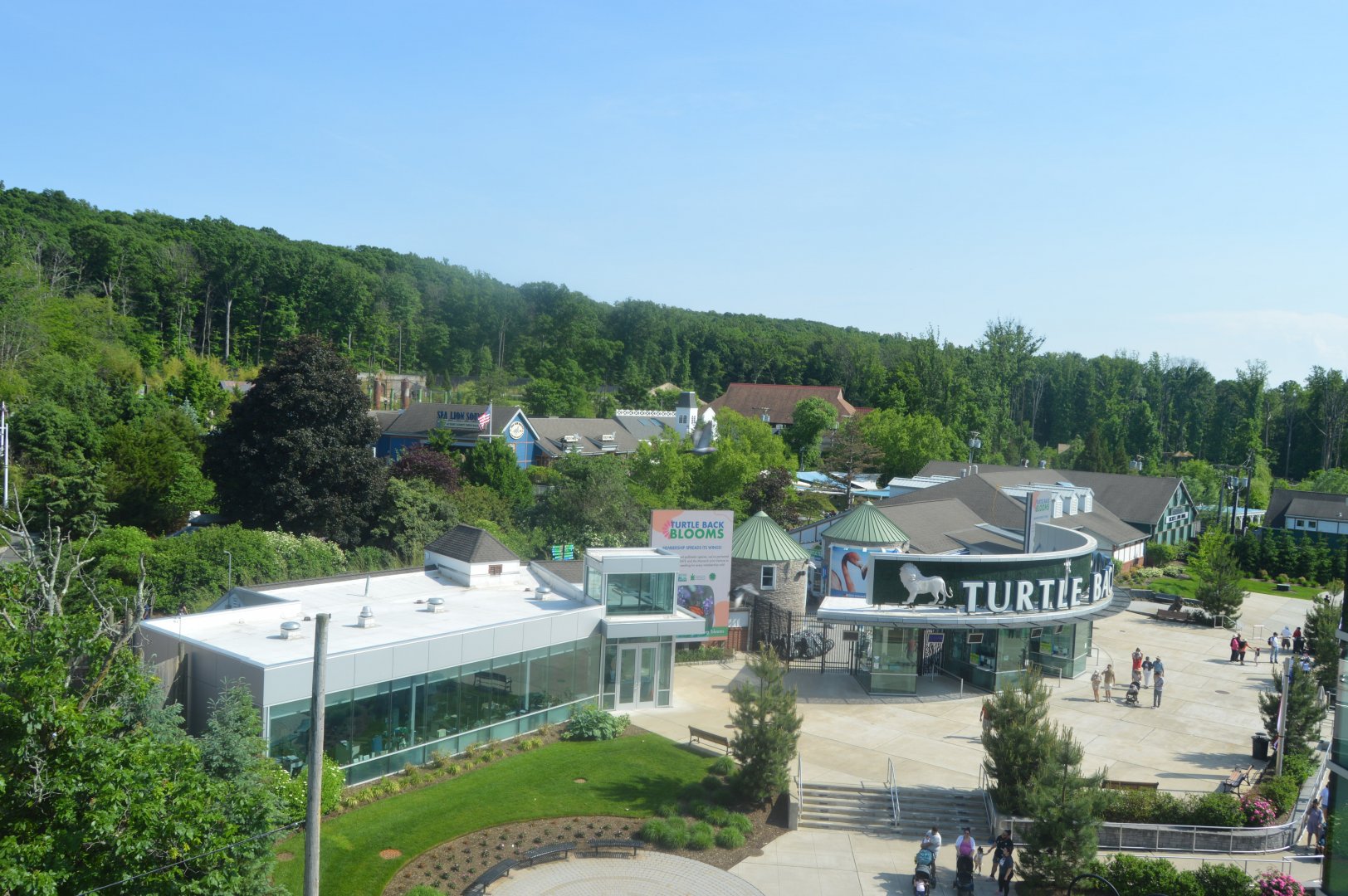 Turtle Back Zoo - Main Entrance