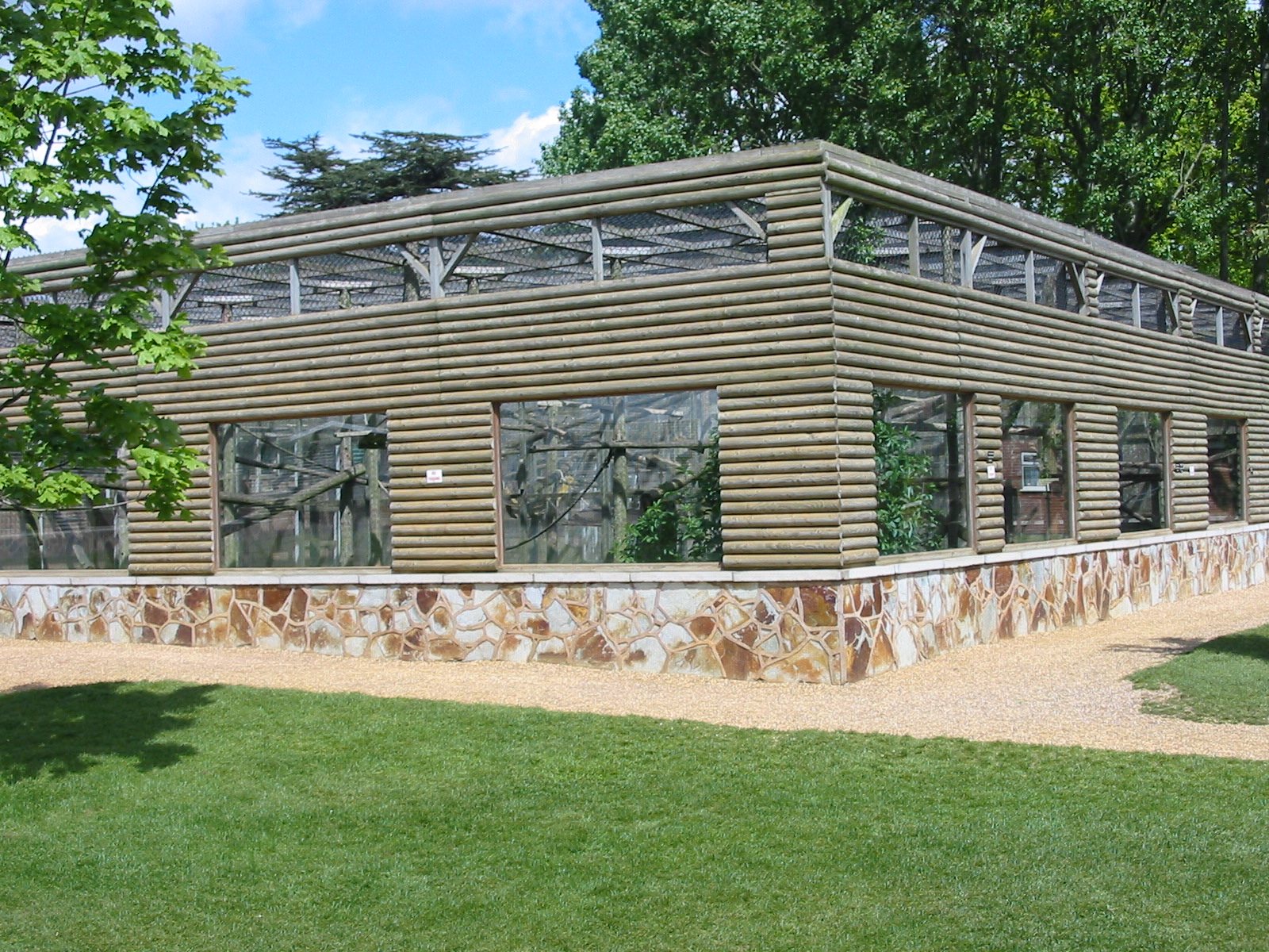 Twycross Zoo 2003 - General view