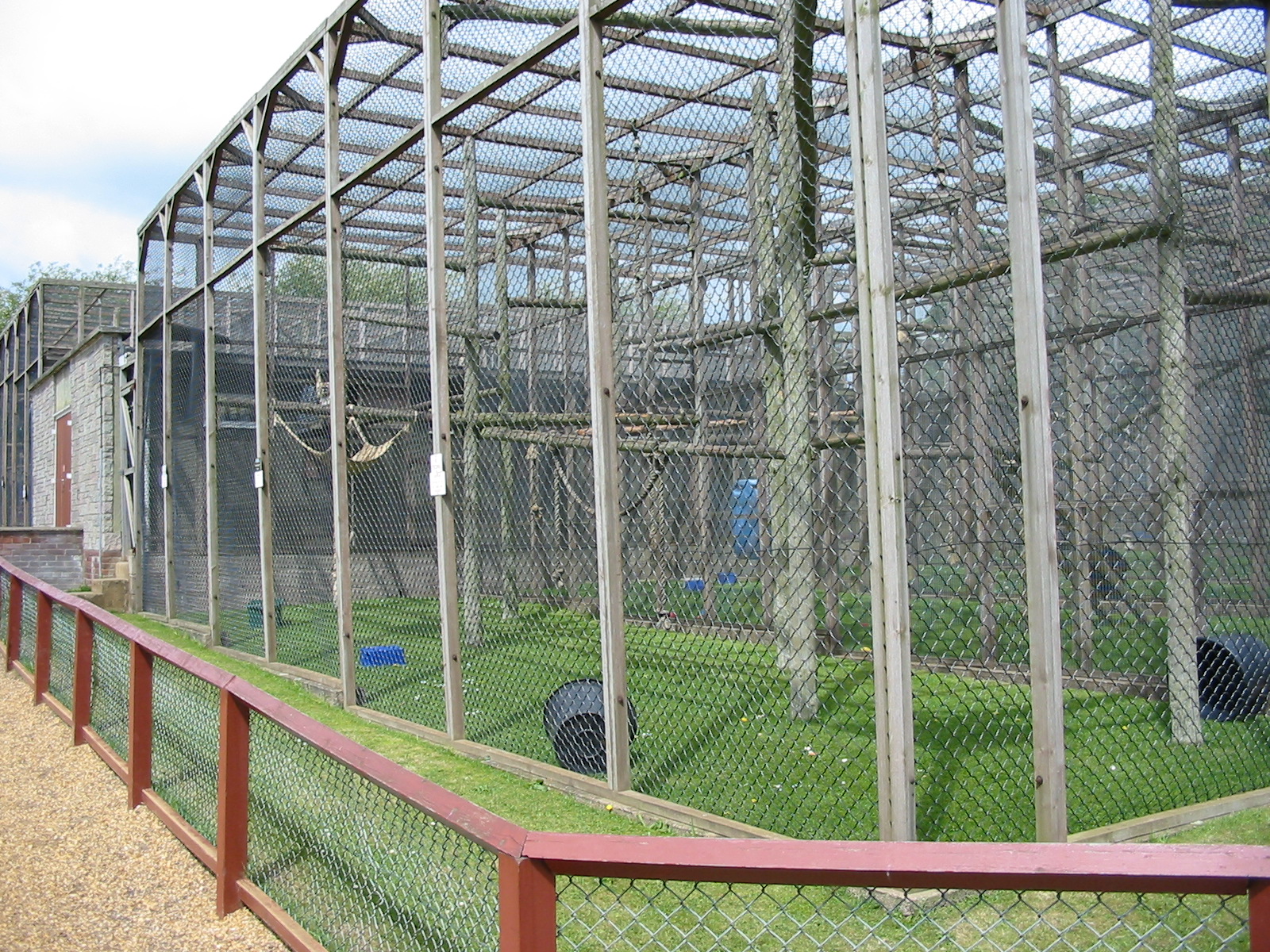 Twycross Zoo 2003 - General view