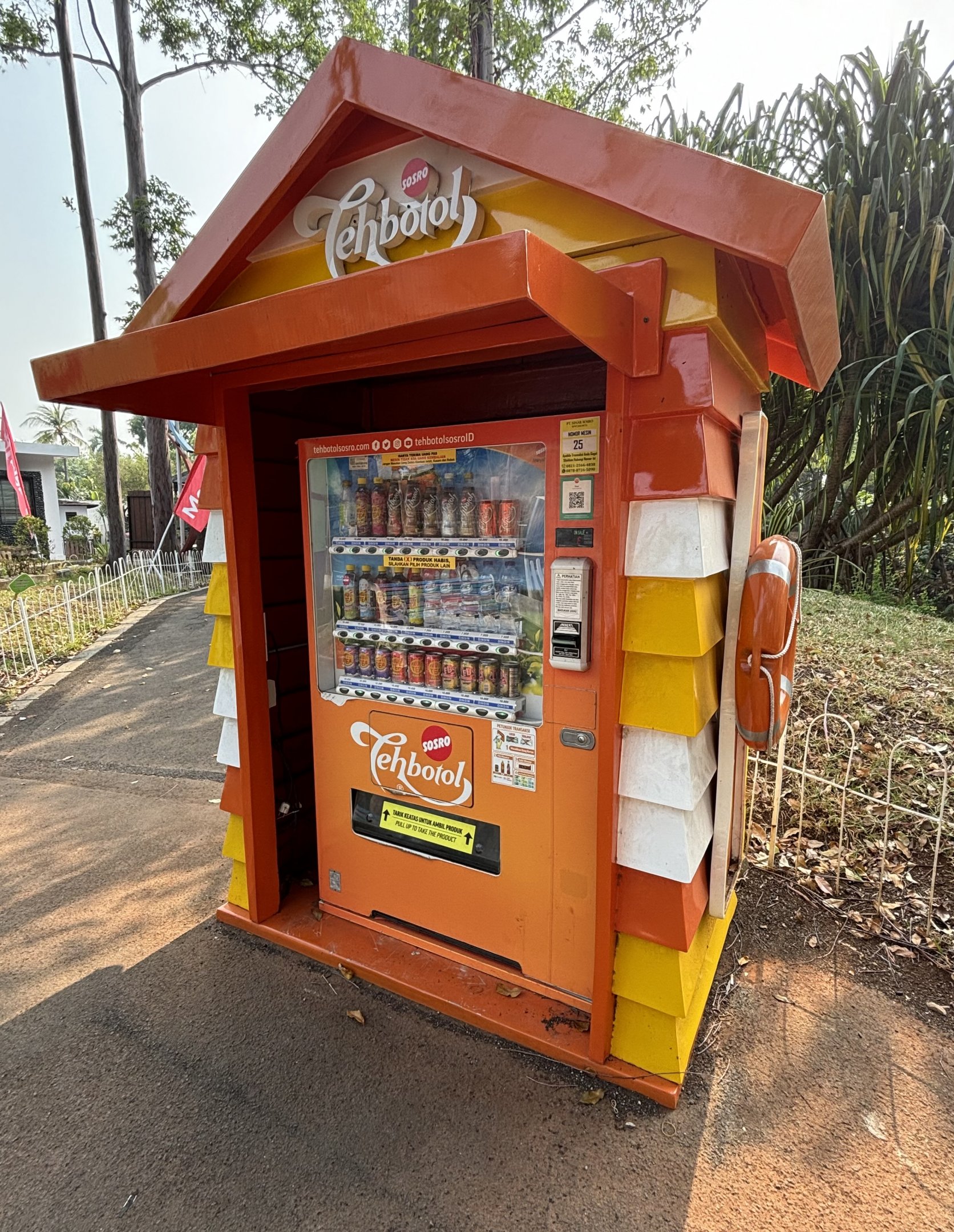 Typical Indonesian Vending Machine