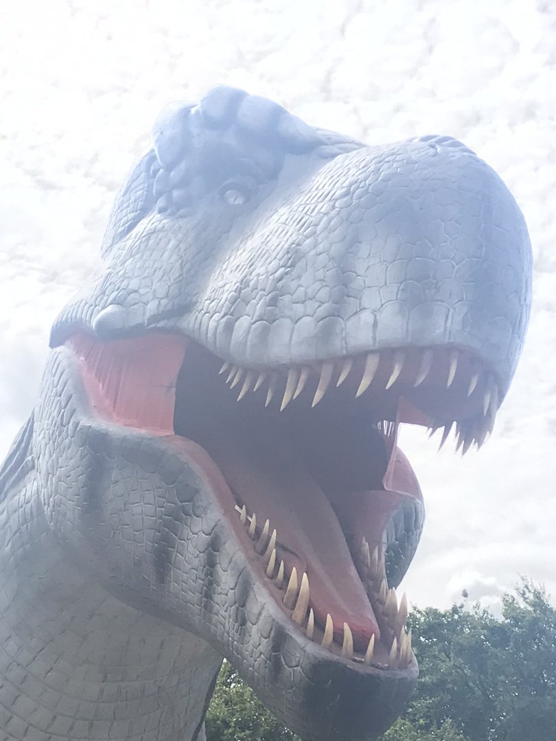 Tyrannosaurus animatronic