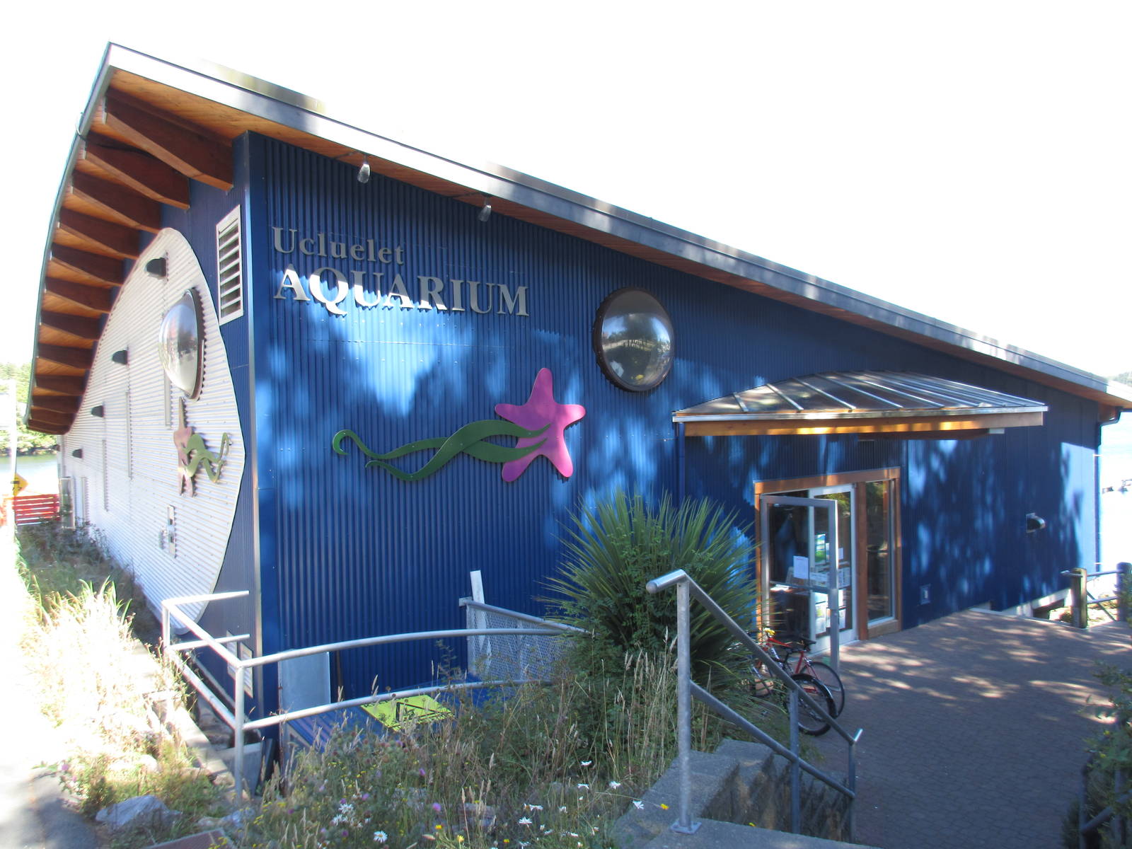 Ucluelet Aquarium (new building opened in 2012)
