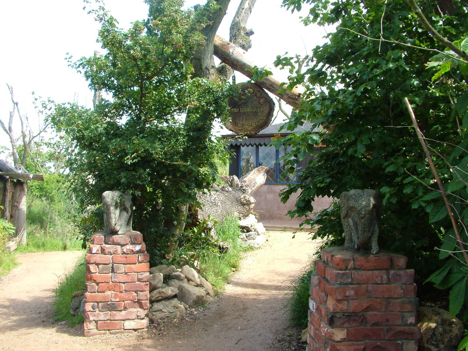 Uda Walawe at Twycross, 18/06/11