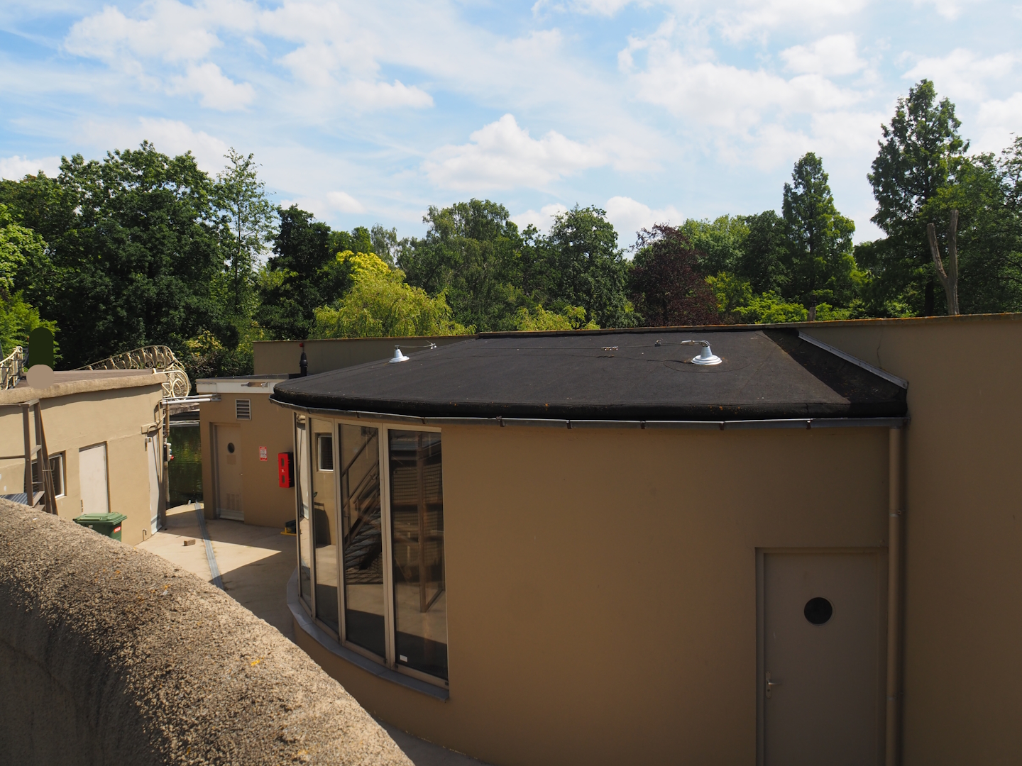 Unused primate building for the island in the large pond and off-show areas under the bridge, 2024-06-30