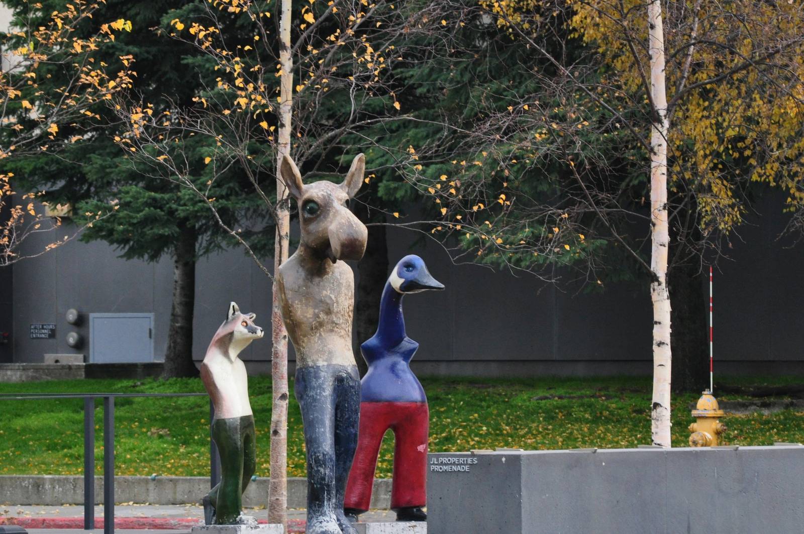 Urban Wildlife outside the Anchorage Museum