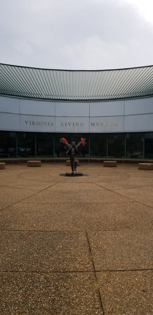 VA Living Museum - Front statue of child