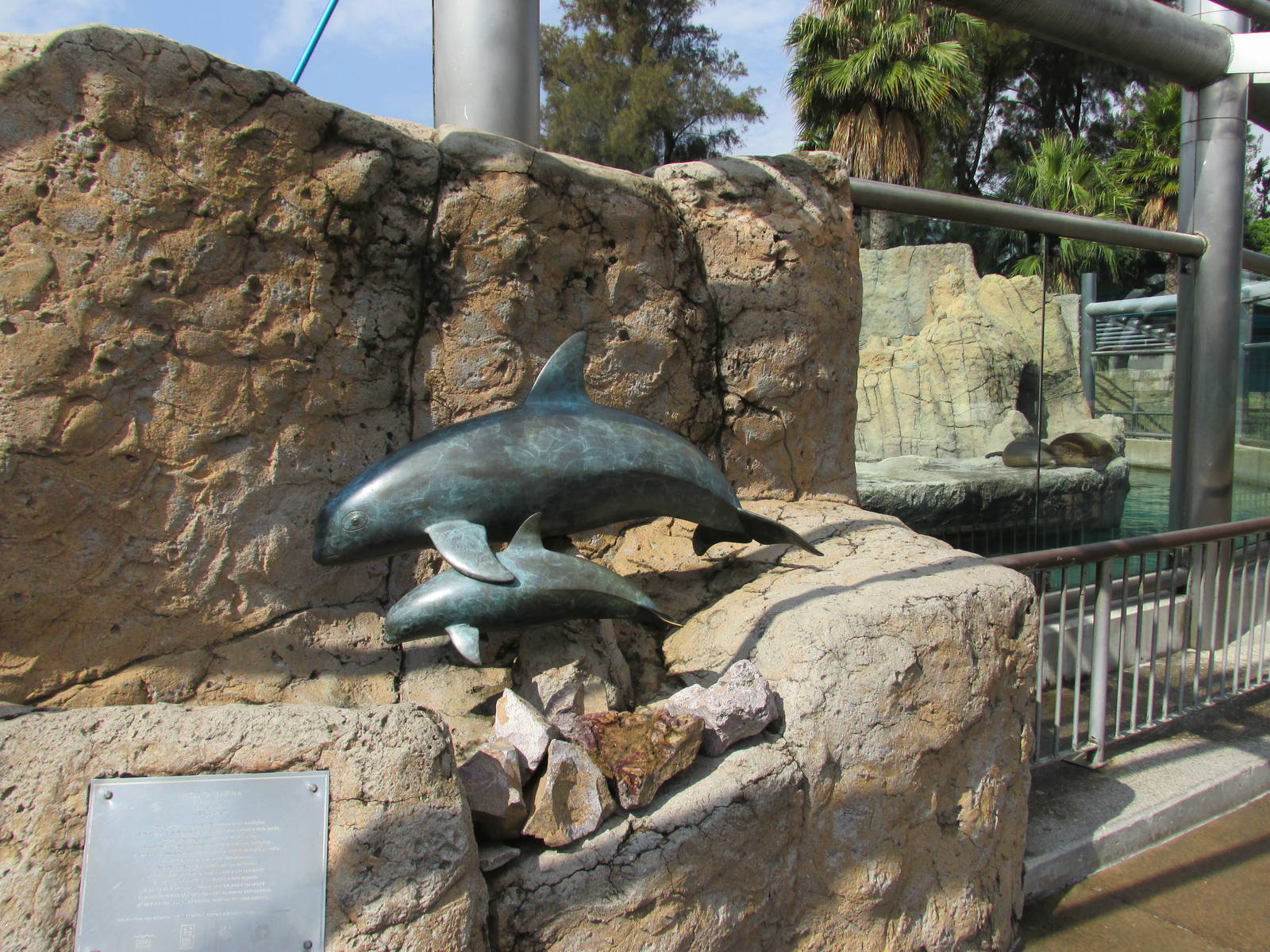 vaquita statue san juan de aragon zoo