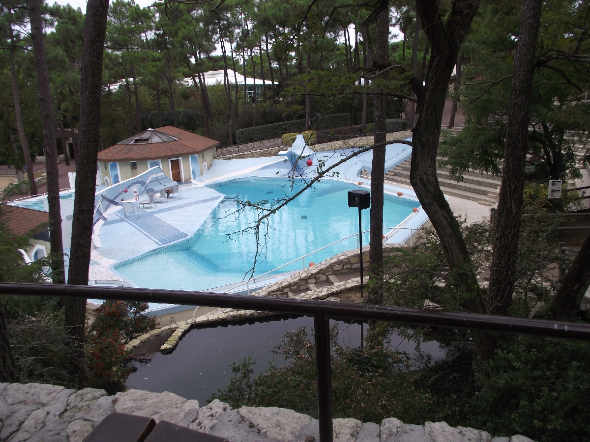 View from Cafe to Sealion Pool