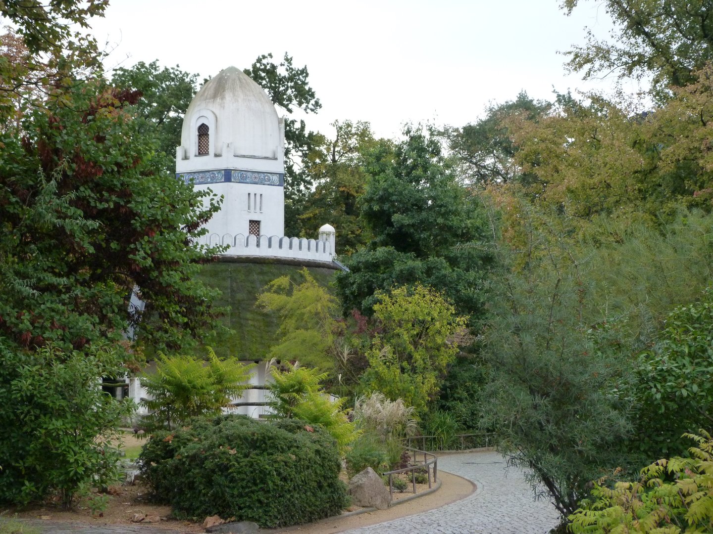 View from gemsbok exhibit -Zoologischer Garten Berlin (2024)