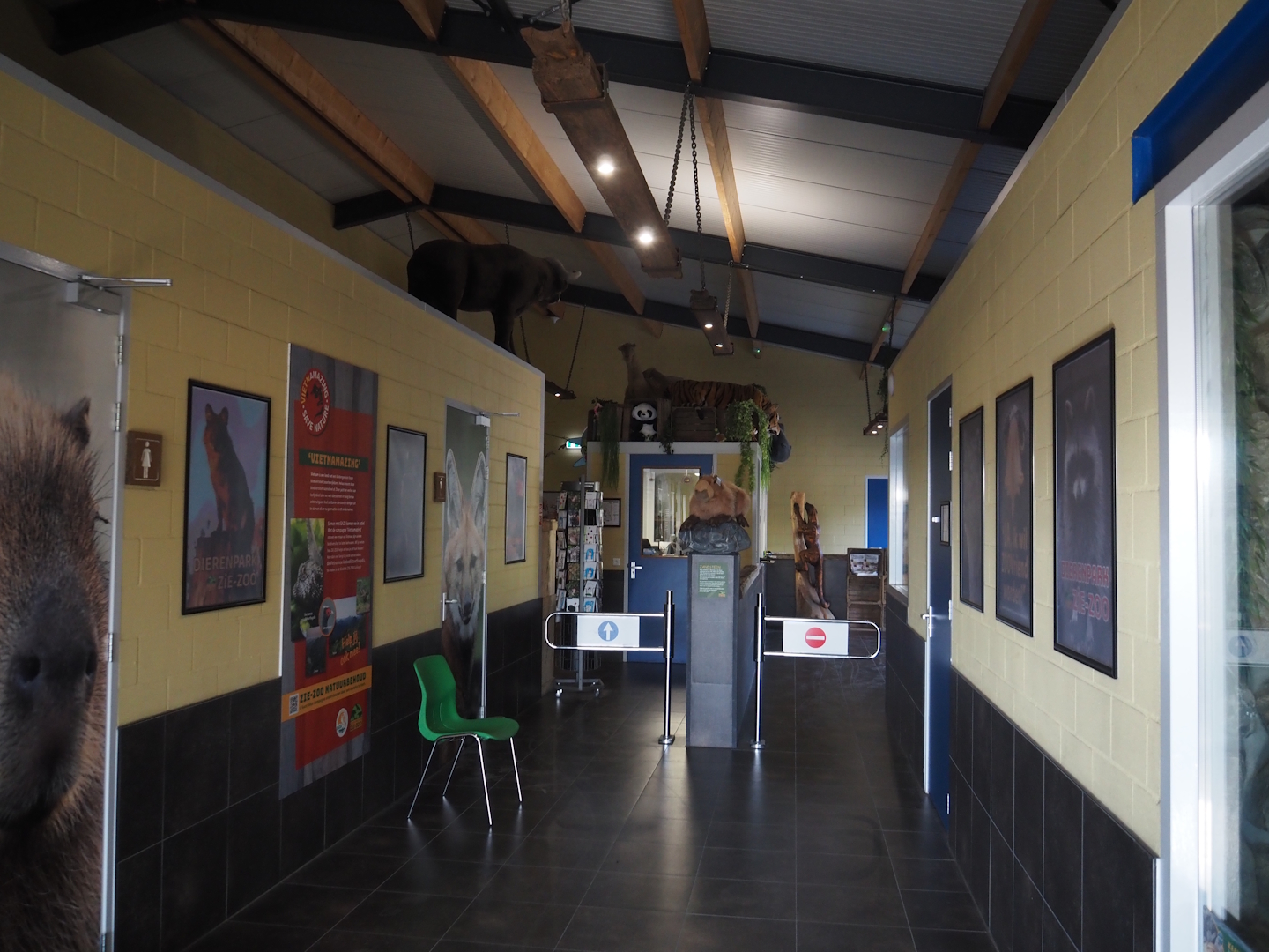 View in the entrance building, 2025-04-12