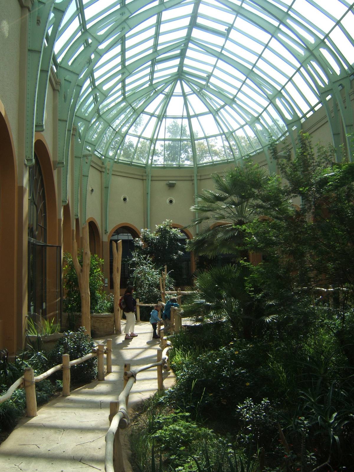 View inside Giraffe House