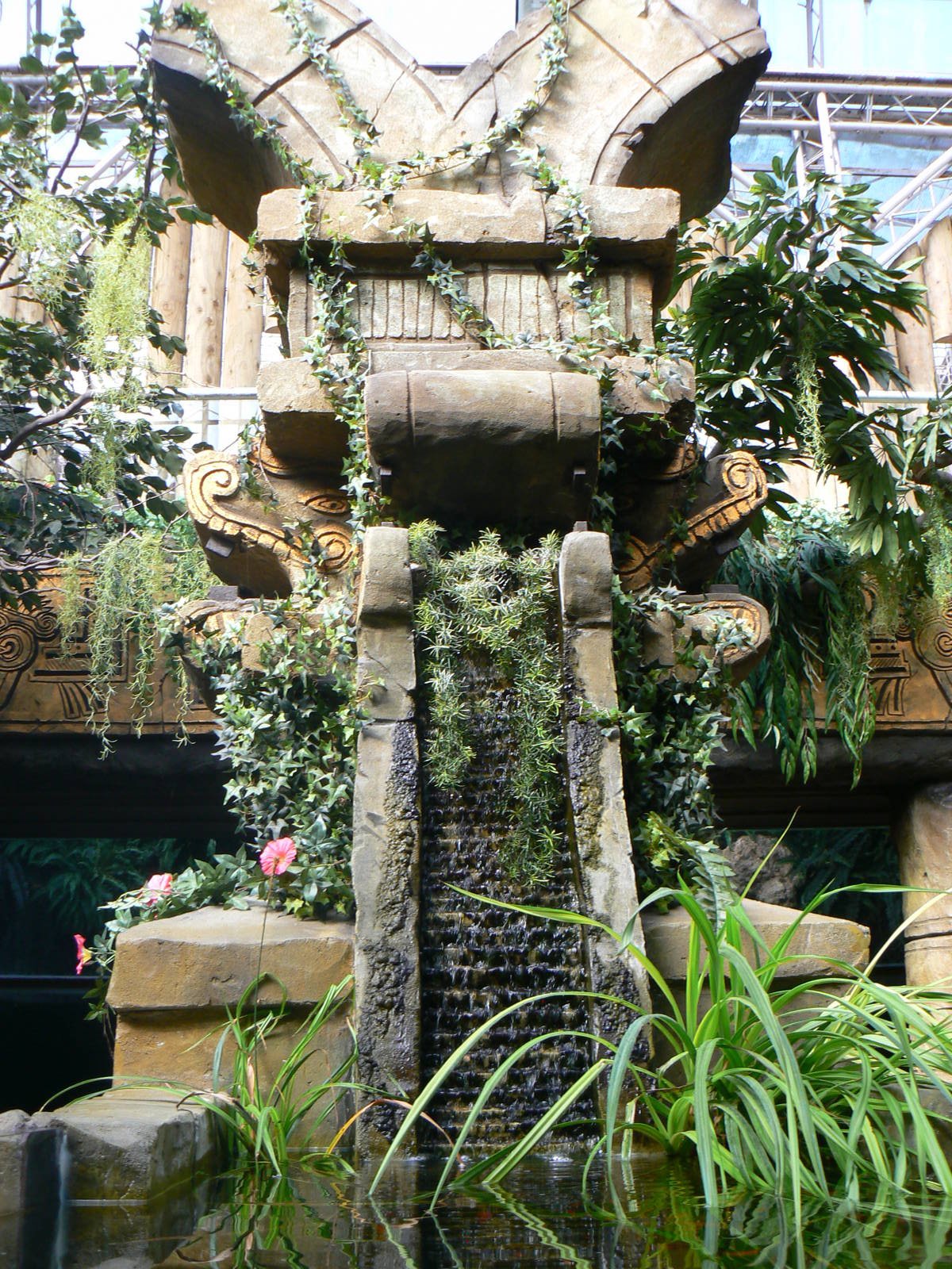 View Of Aquarium Centre Piece.