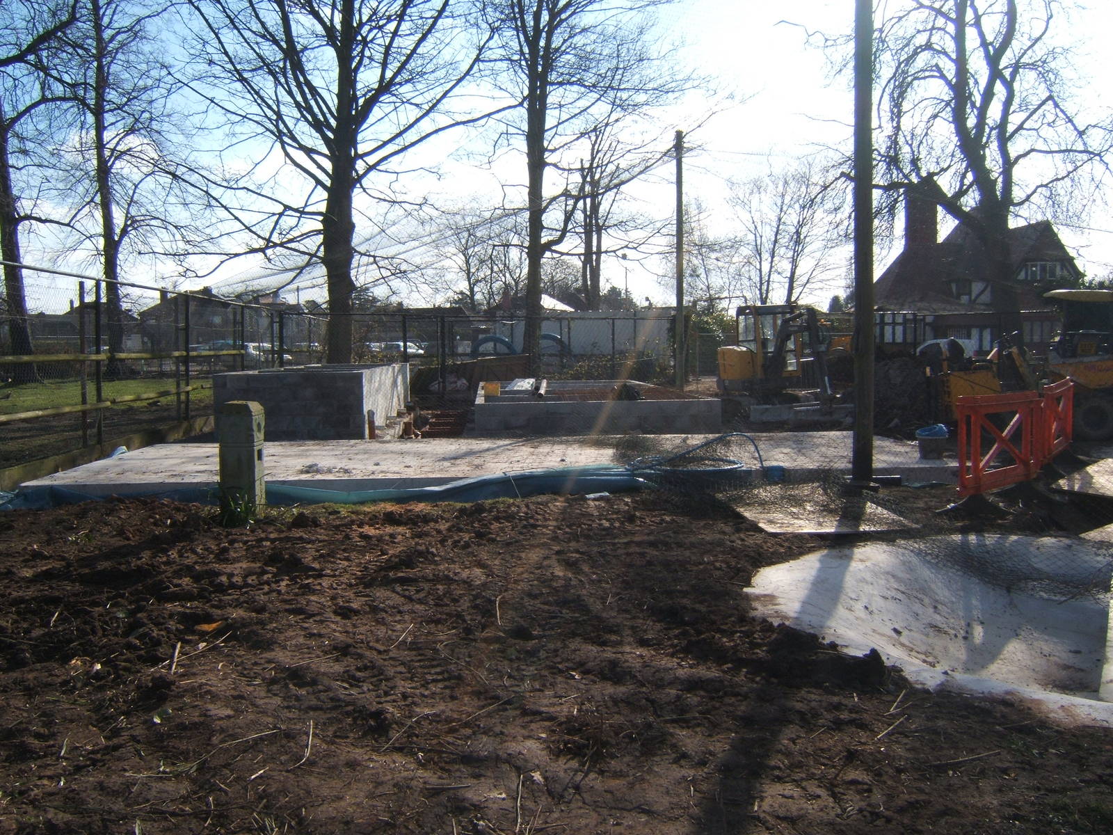 View of the Waterfowl and Crane rear centre being built