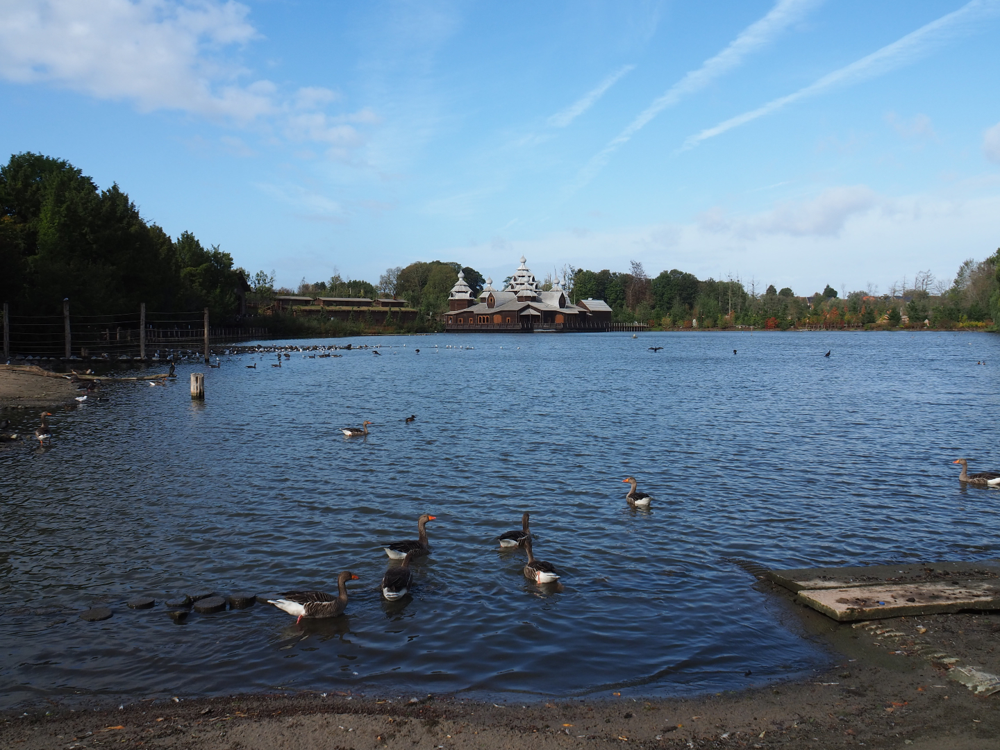 View over one of the lakes with Russian restaurant, 2019-10-04