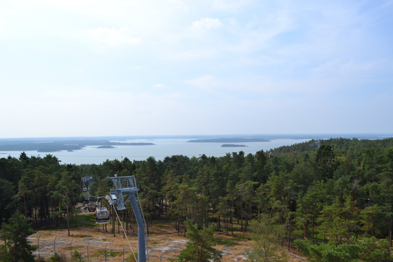 View over the bear encolusure and the sea from Kolmården safari cable car