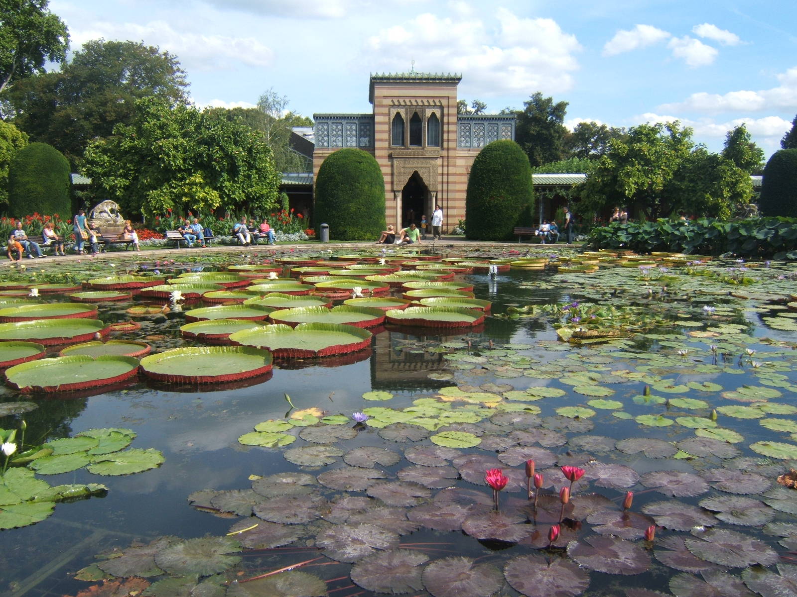 View towards Aquarium