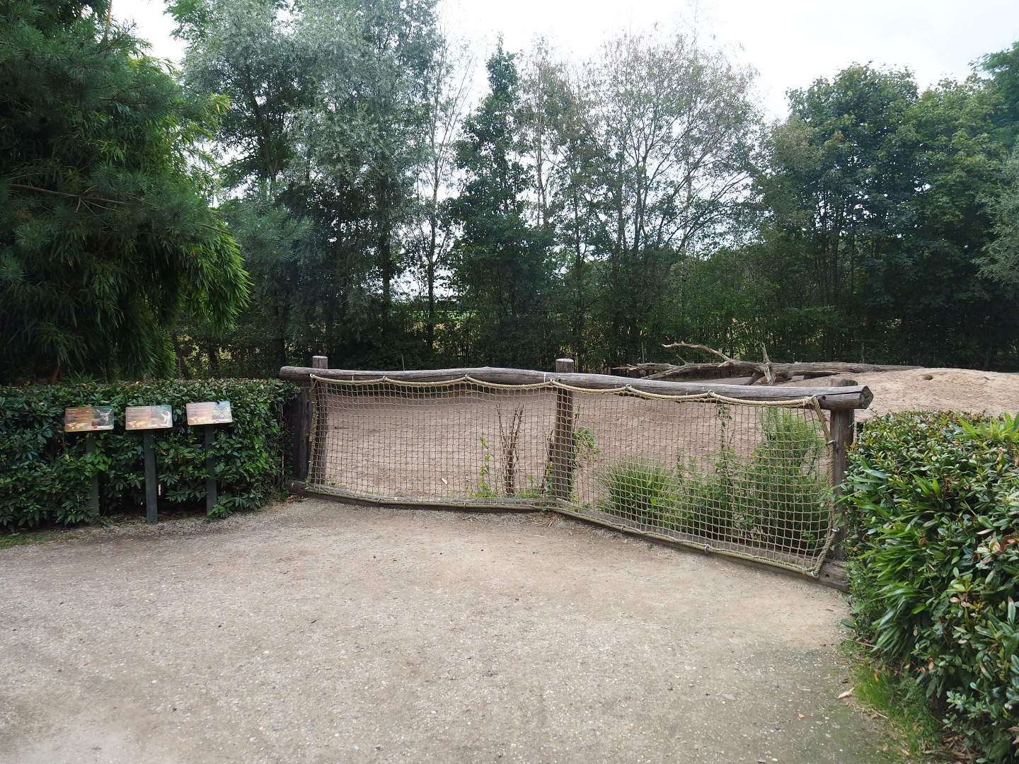 Viewing area for the Vietnamese sika deer - Blackbuck - White-naped crane paddock, 2019-08-11