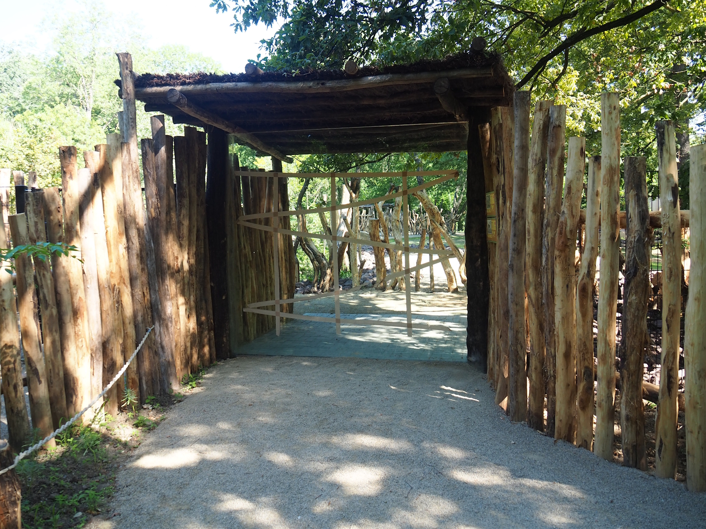 Viewing area next to resting area for Dorcas gazelles, 2023-07-19