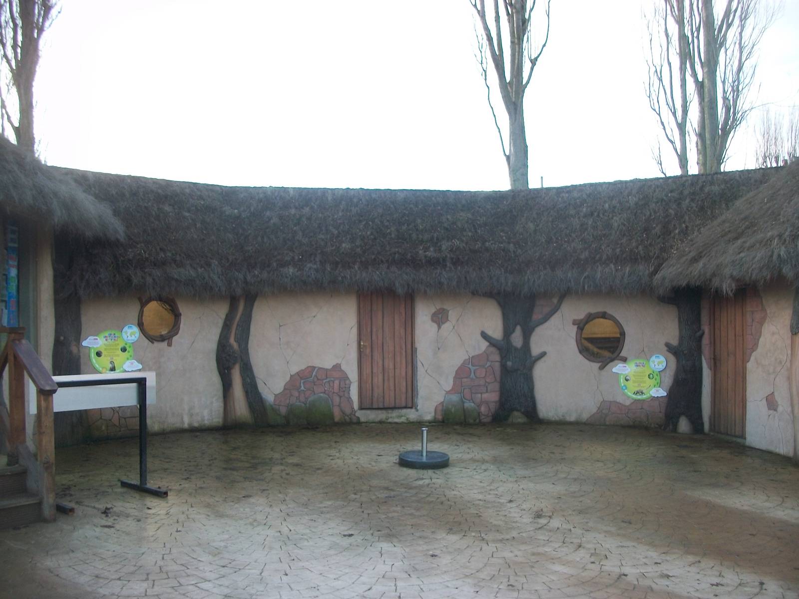 Viewing area - Otters and Coatis 4th January 2013