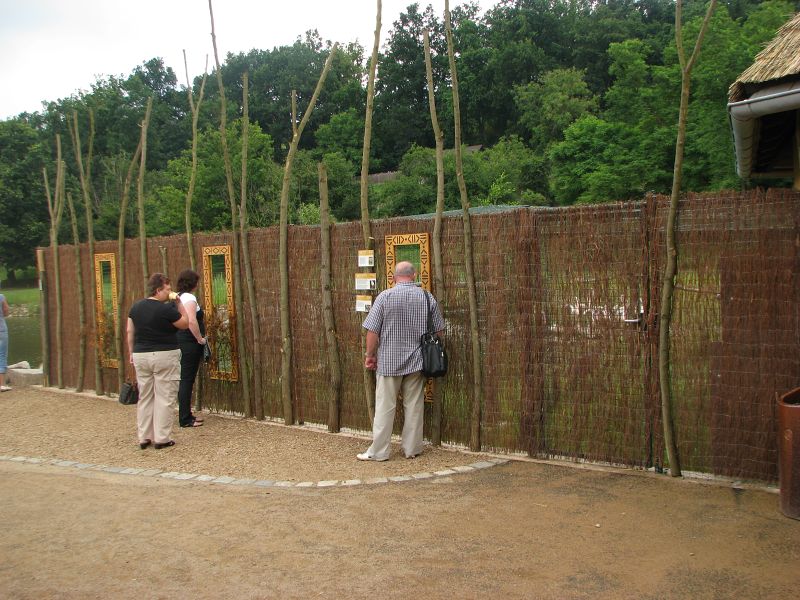 Viewing into a waterfowl aviary