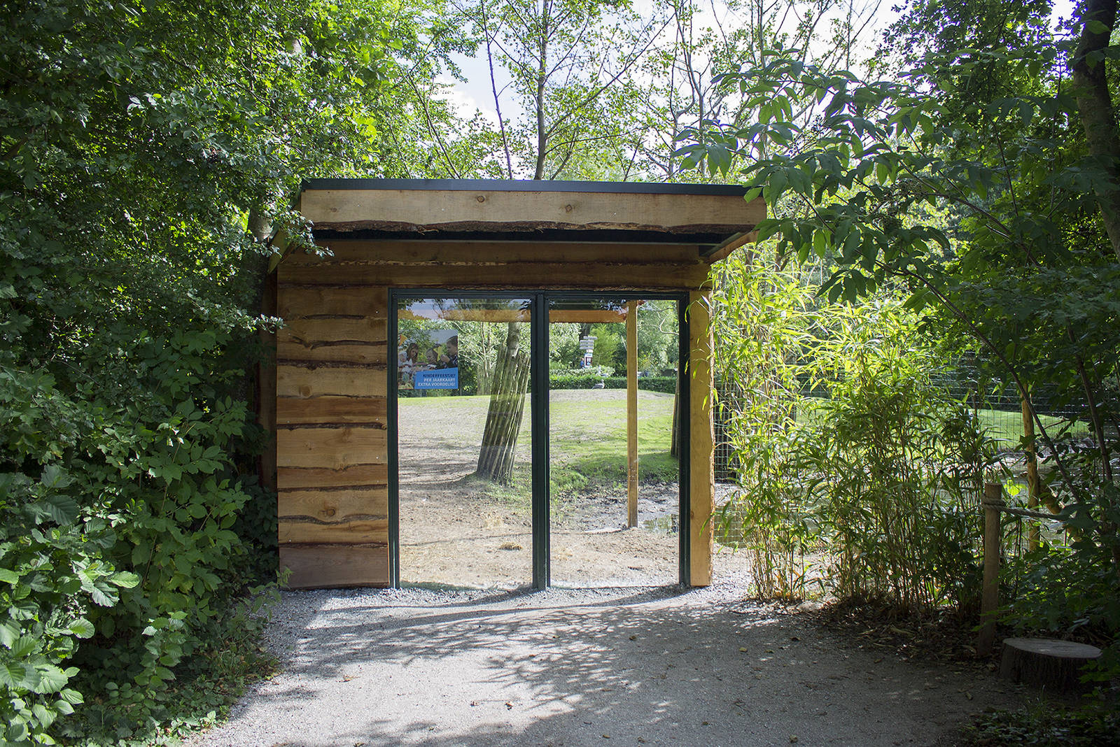 Viewing shelter for South America exhibit
