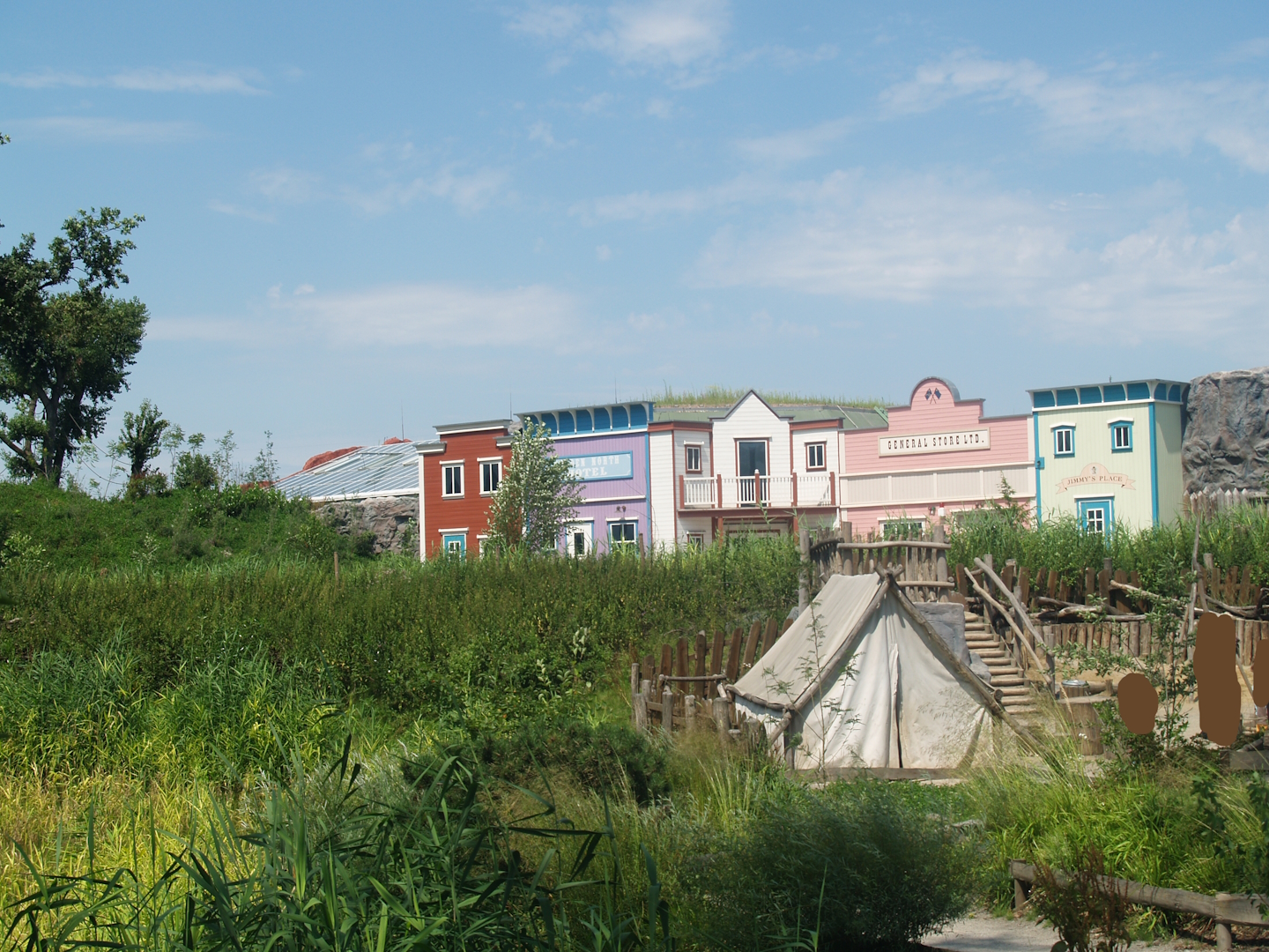 Village in Alaska section, 2007-07-15