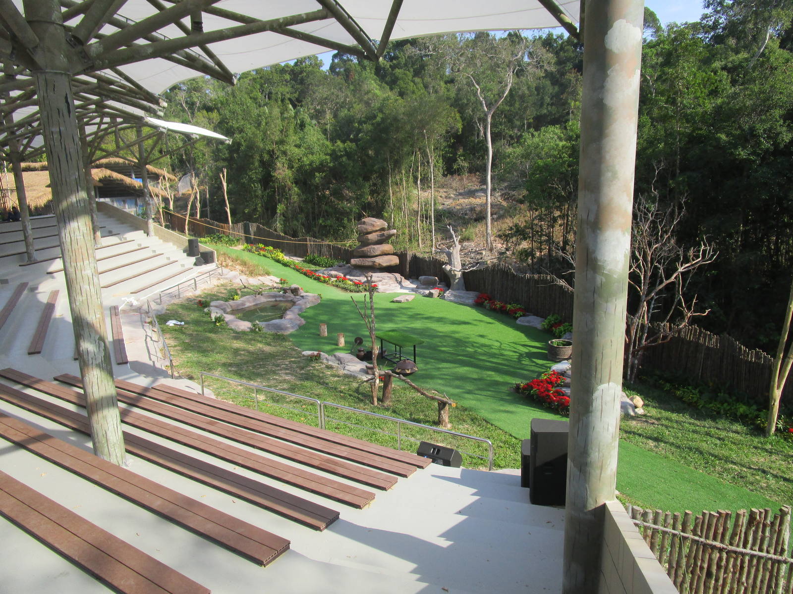 Vinpearl Safari - Arena