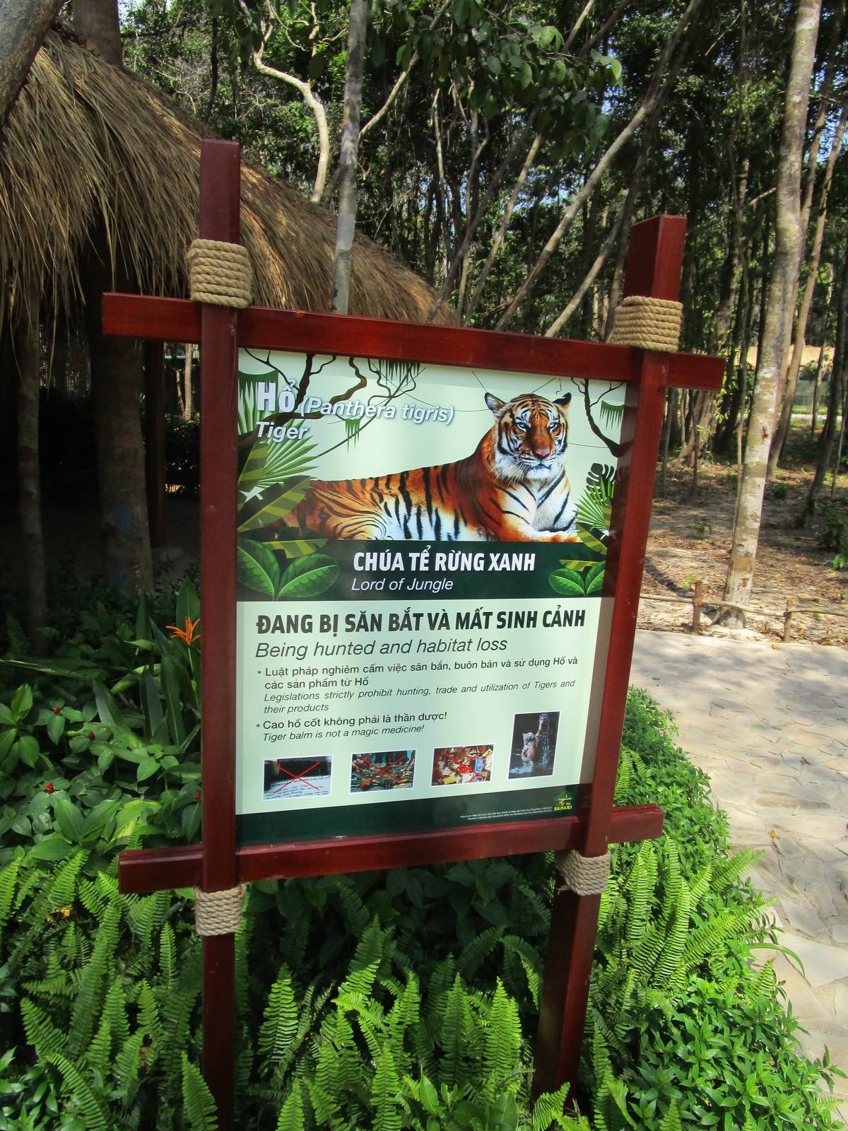 Vinpearl Safari - Conservation Signage