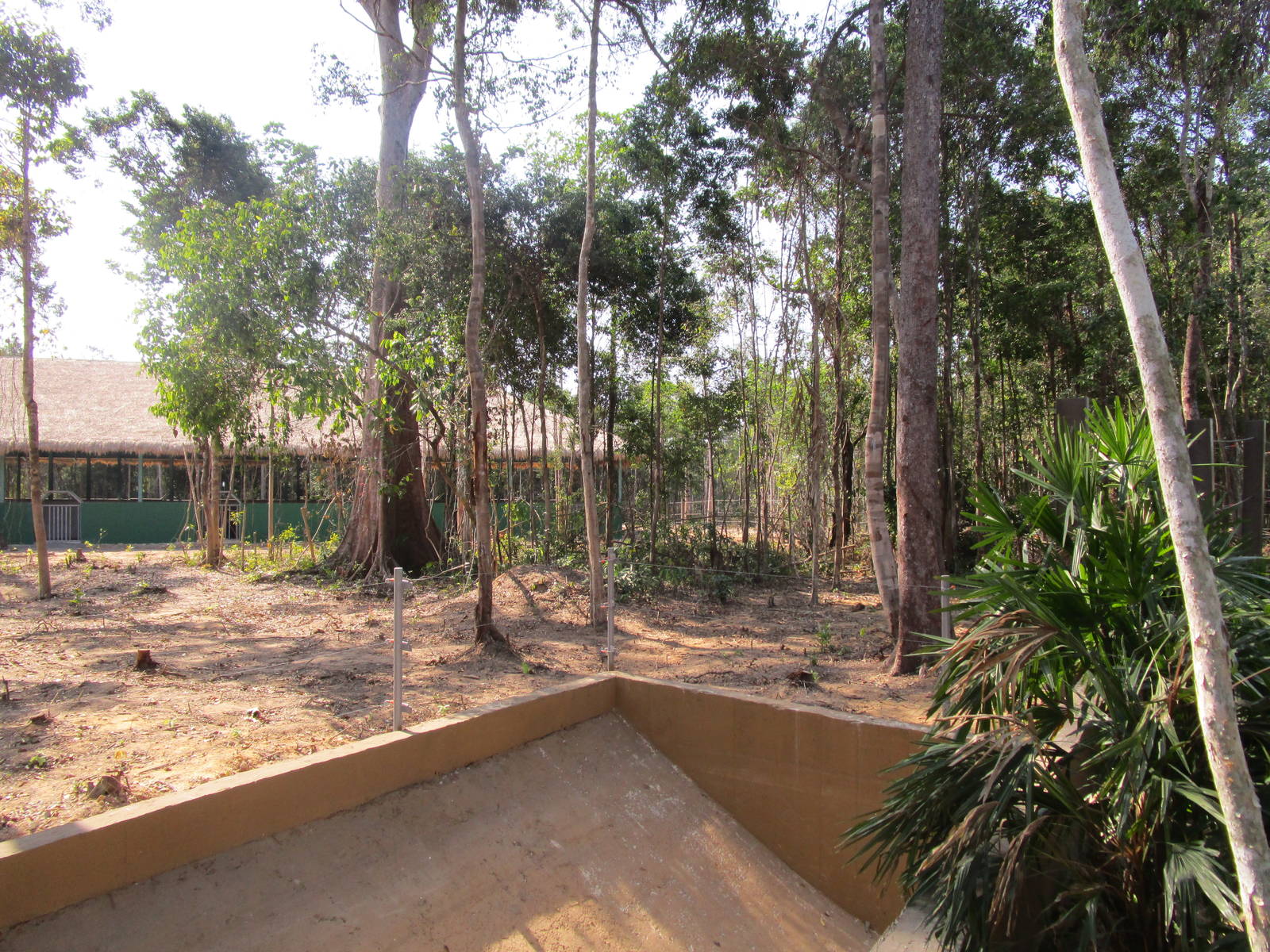 Vinpearl Safari - Elephant Moat