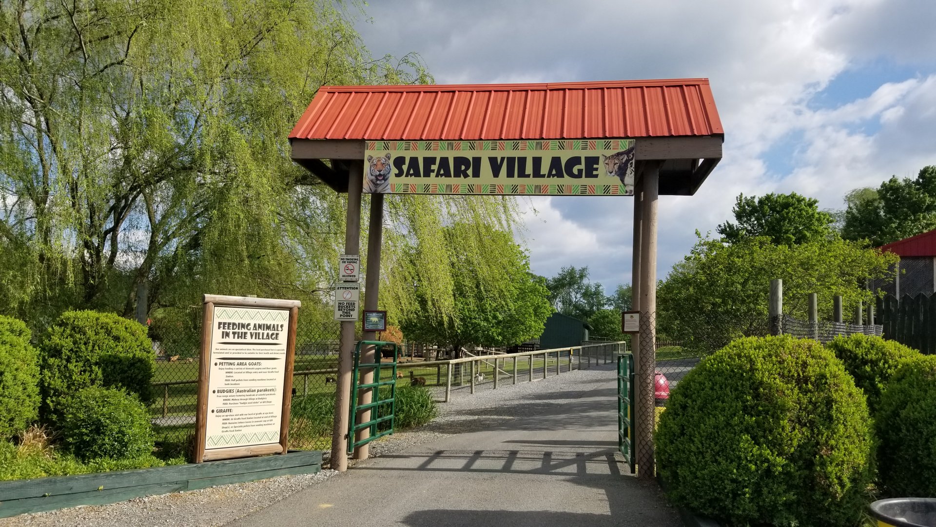 Virginia Safari Park - Village entrance