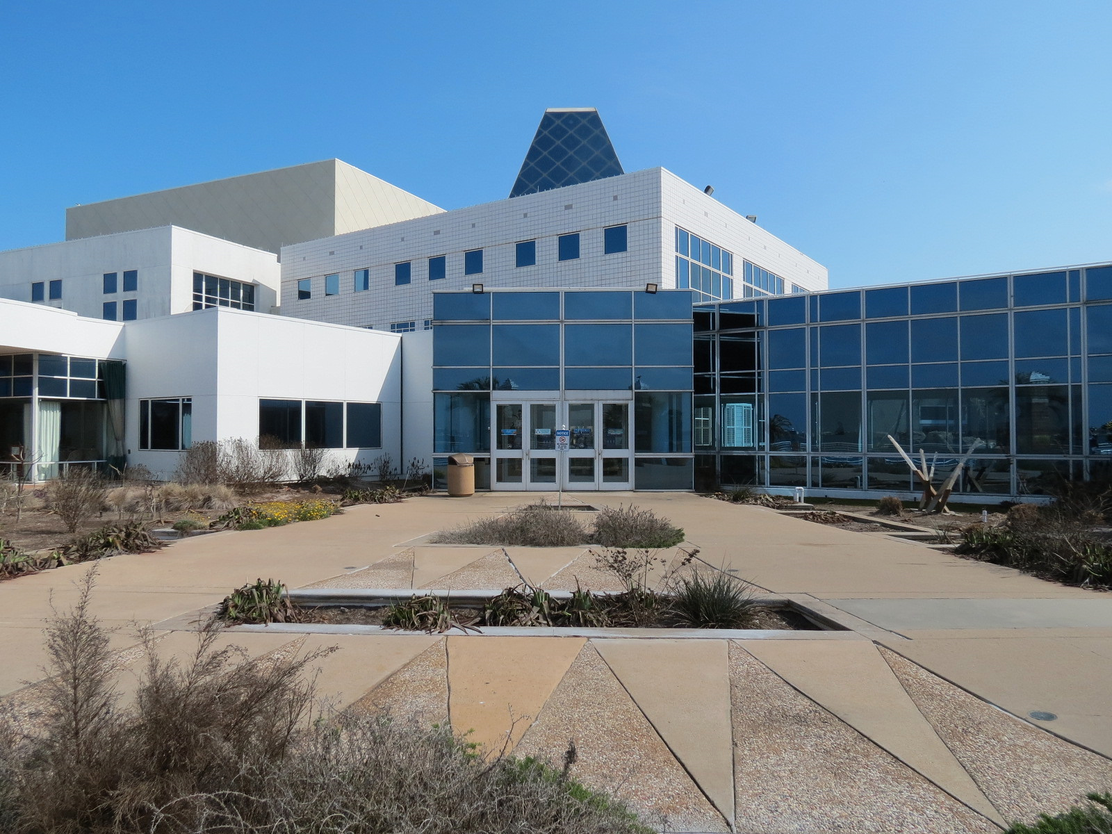 Visitor Center - Exterior